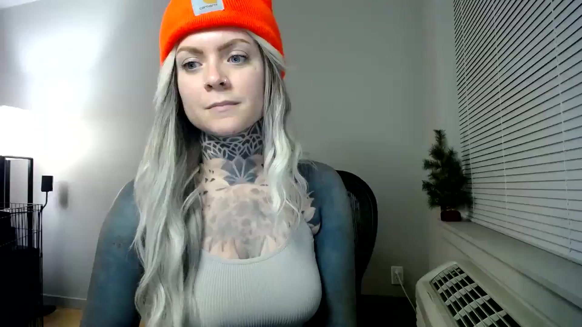 Gallery image thumbnail from ViVerdure's myfreecams stream on, 01/29/2024, 03:33 image 15 of 20