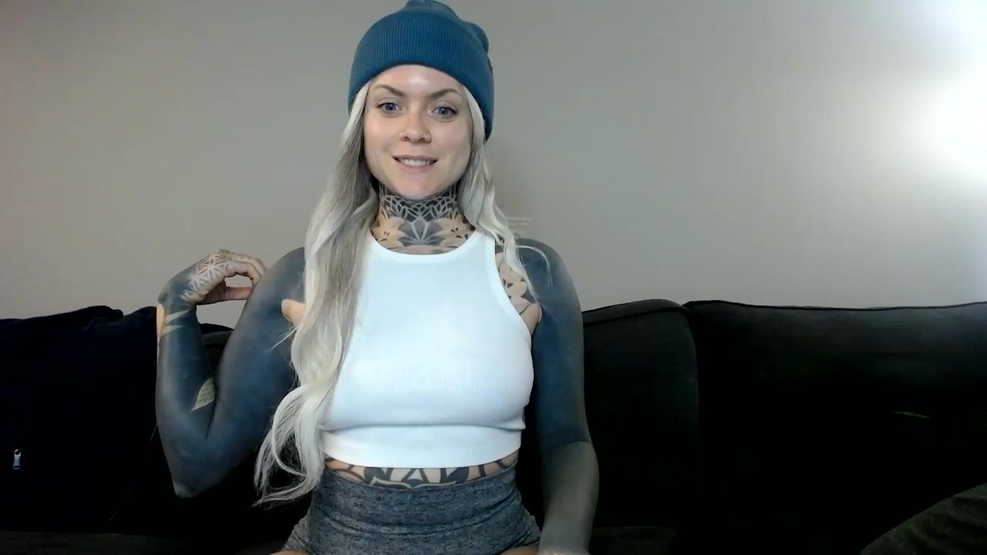 Gallery image thumbnail from ViVerdure's myfreecams stream on, 03/02/2024, 03:51 image 6 of 20