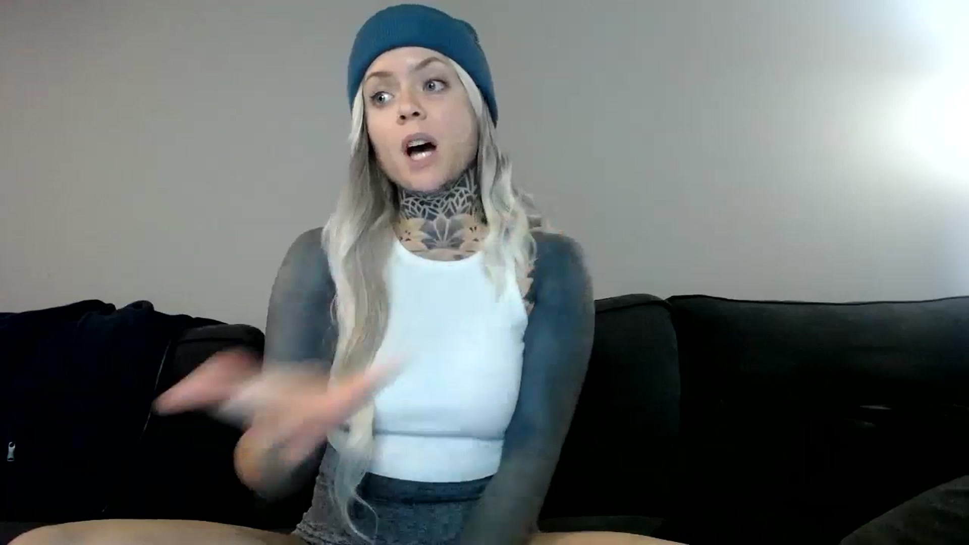 Gallery image thumbnail from ViVerdure's myfreecams stream on, 03/02/2024, 03:51 image 8 of 20