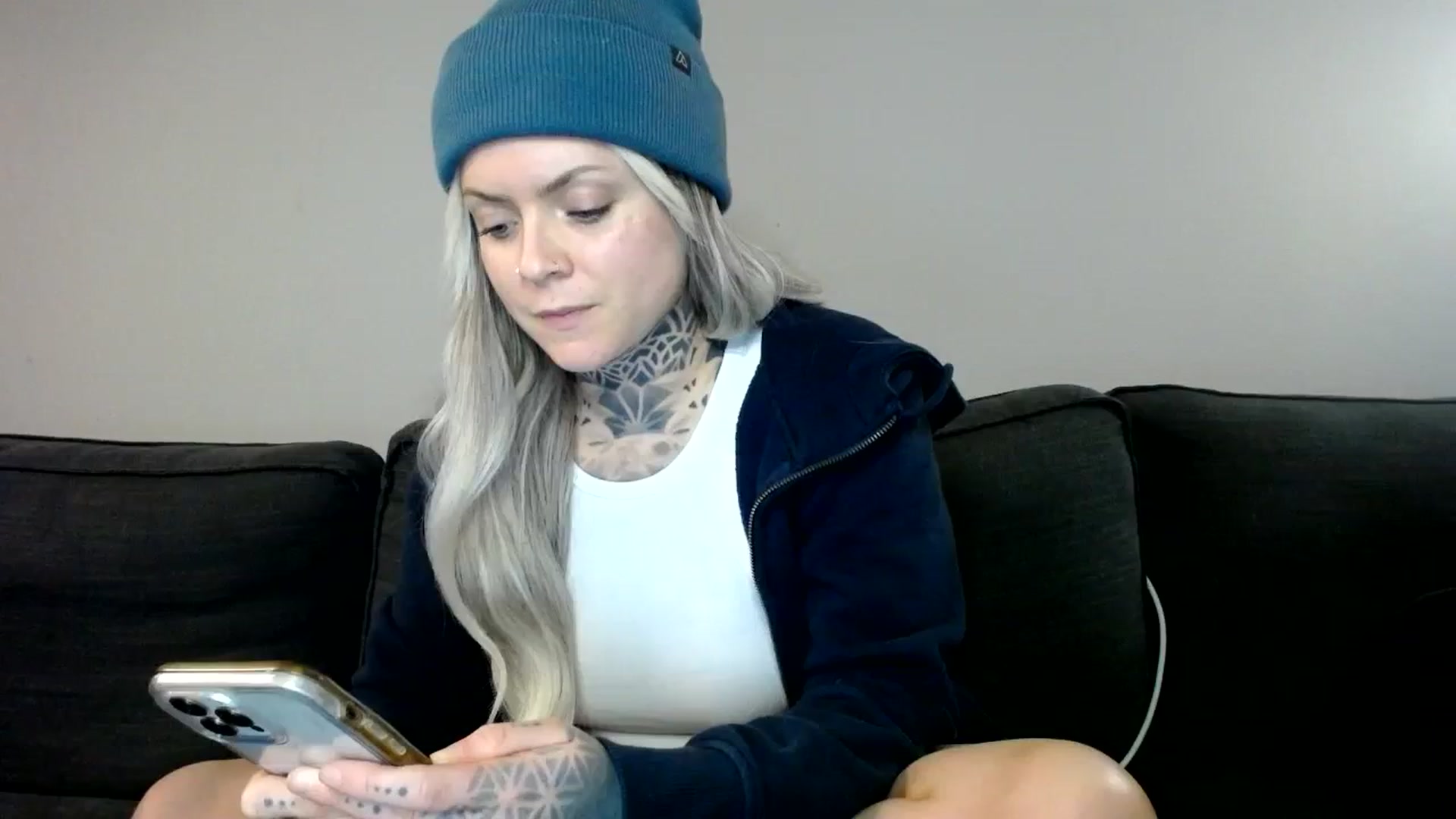 Gallery image thumbnail from ViVerdure's myfreecams stream on, 03/02/2024, 03:51 image 1 of 20