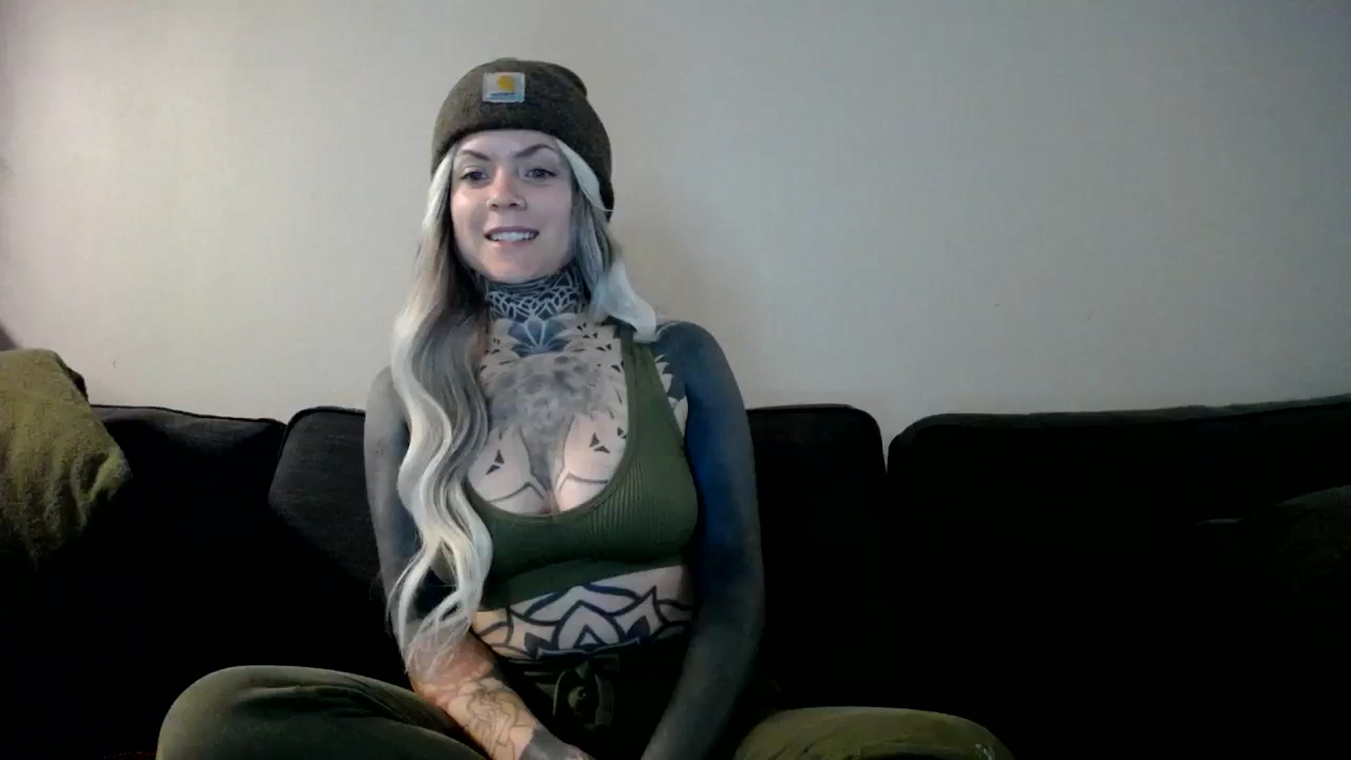 Gallery image thumbnail from ViVerdure's myfreecams stream on, 03/10/2024, 05:01 image 9 of 20