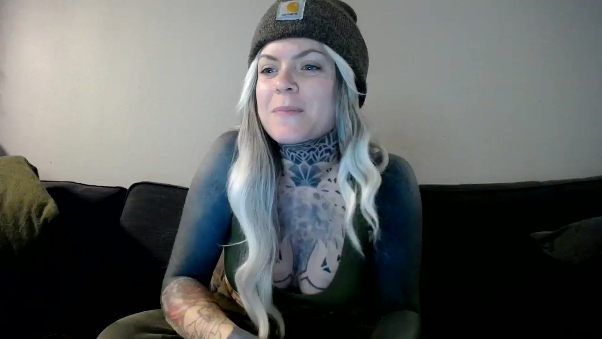Gallery image thumbnail from ViVerdure's myfreecams stream on, 03/10/2024, 05:01 image 7 of 20