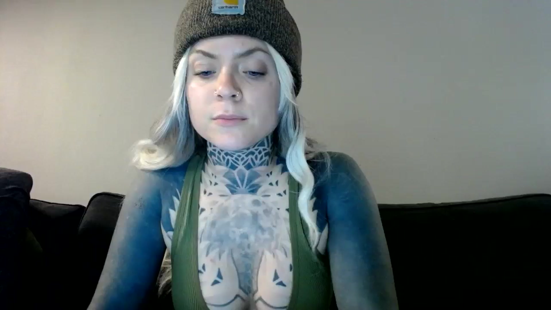 Gallery image thumbnail from ViVerdure's myfreecams stream on, 03/10/2024, 05:45 image 13 of 20