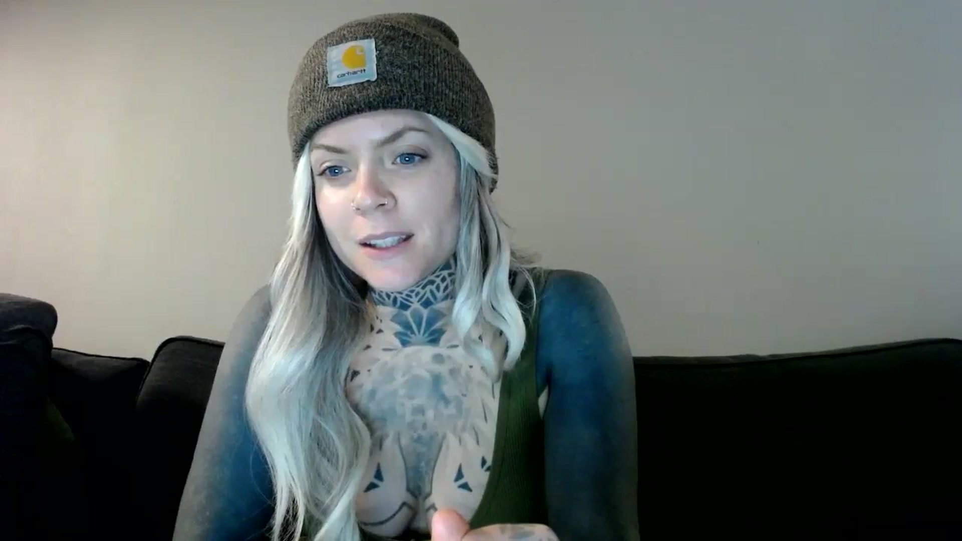 Gallery image thumbnail from ViVerdure's myfreecams stream on, 03/10/2024, 05:45 image 20 of 20