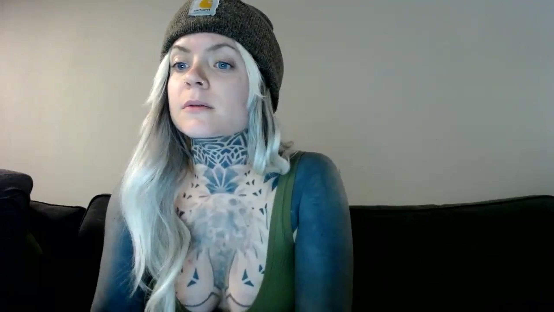 Gallery image thumbnail from ViVerdure's myfreecams stream on, 03/10/2024, 05:45 image 18 of 20