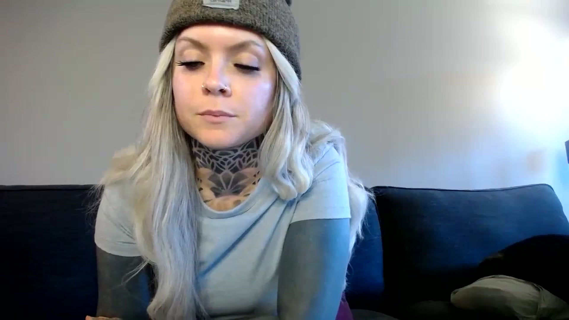 Gallery image thumbnail from ViVerdure's myfreecams stream on, 03/16/2024, 02:30 image 7 of 20