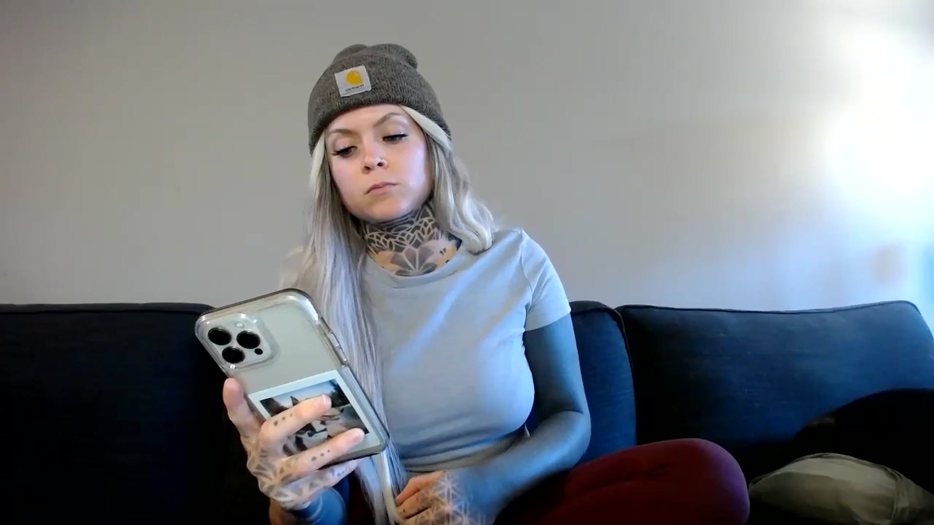 Gallery image thumbnail from ViVerdure's myfreecams stream on, 03/16/2024, 02:30 image 6 of 20