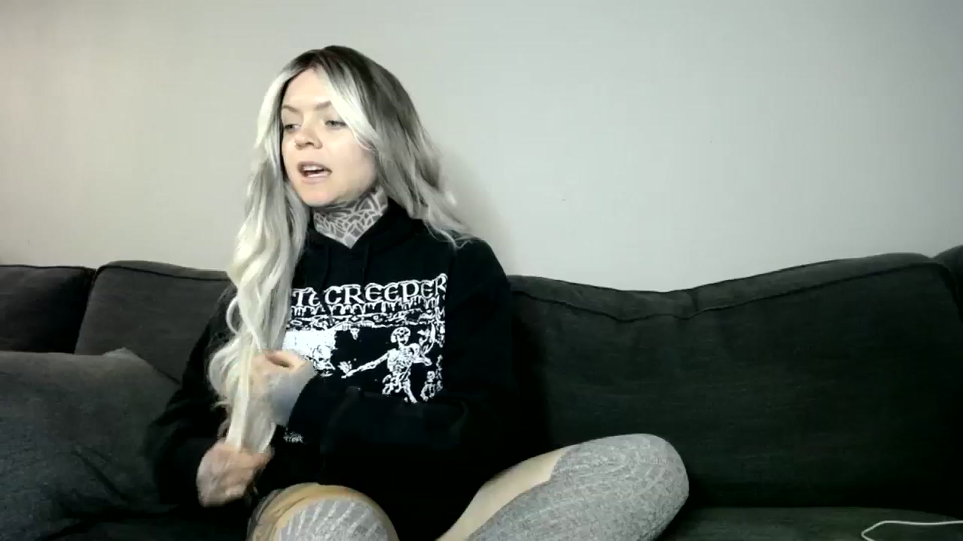Gallery image thumbnail from ViVerdure's myfreecams stream on, 03/17/2024, 14:45 image 4 of 20