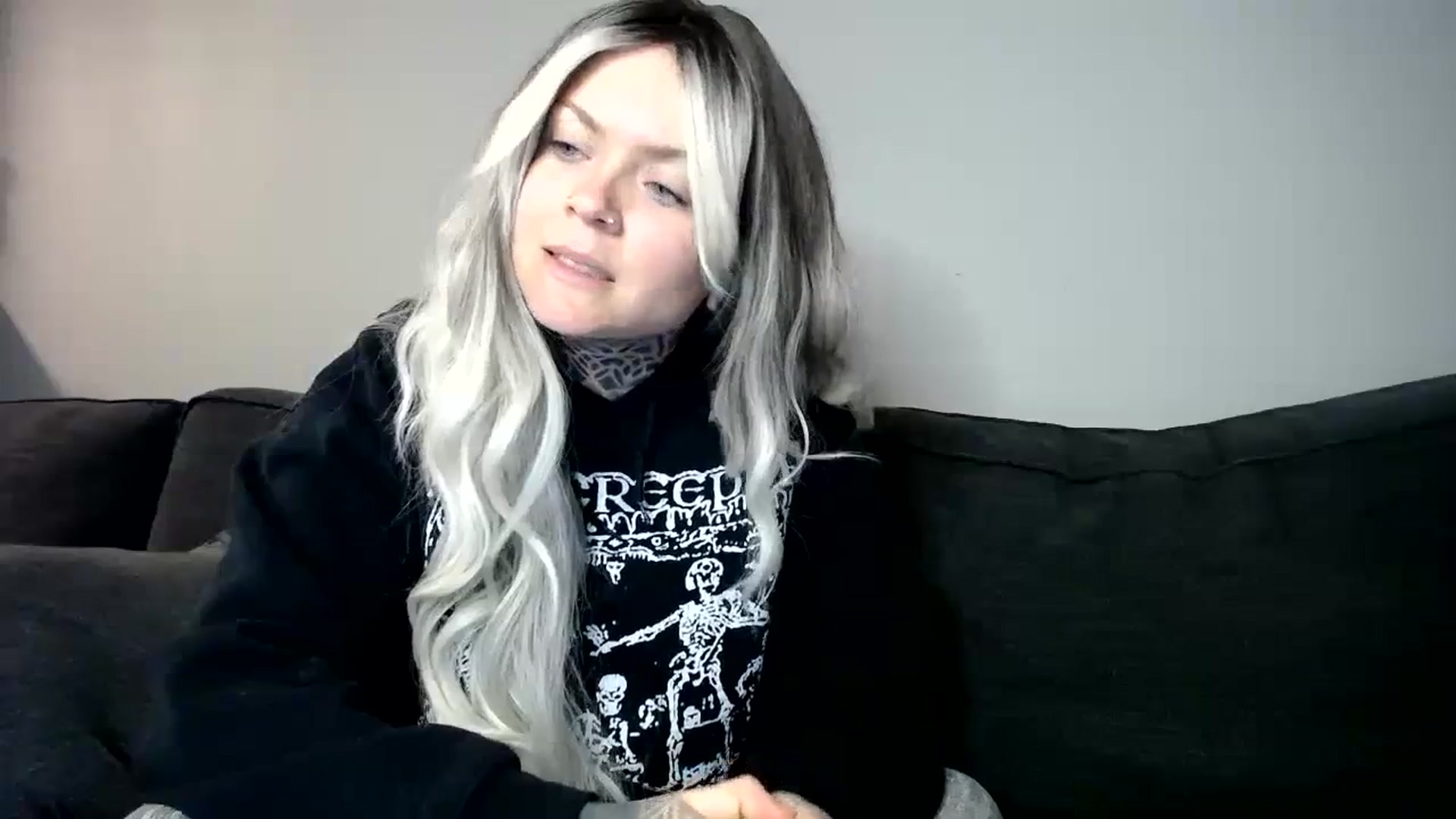Gallery image thumbnail from ViVerdure's myfreecams stream on, 03/17/2024, 14:45 image 14 of 20