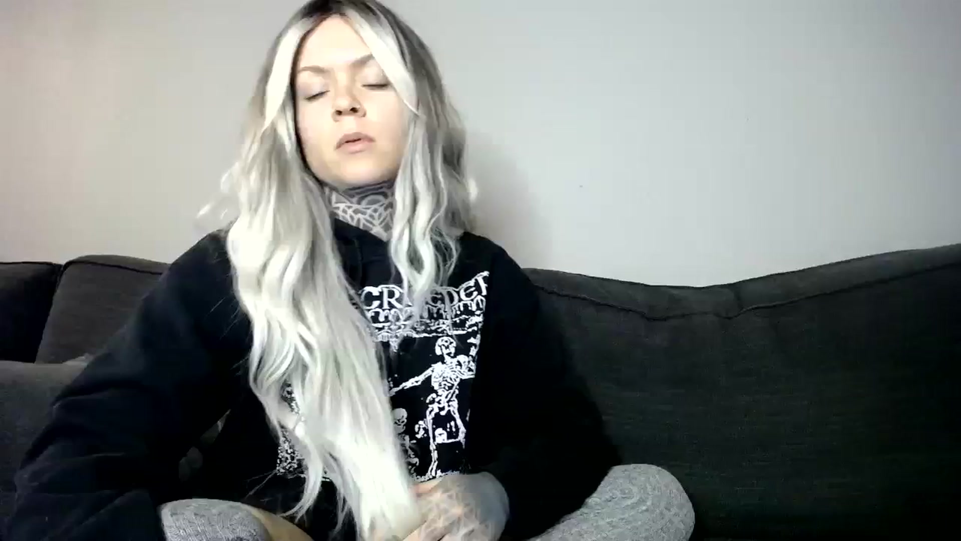 Gallery image thumbnail from ViVerdure's myfreecams stream on, 03/17/2024, 14:45 image 9 of 20
