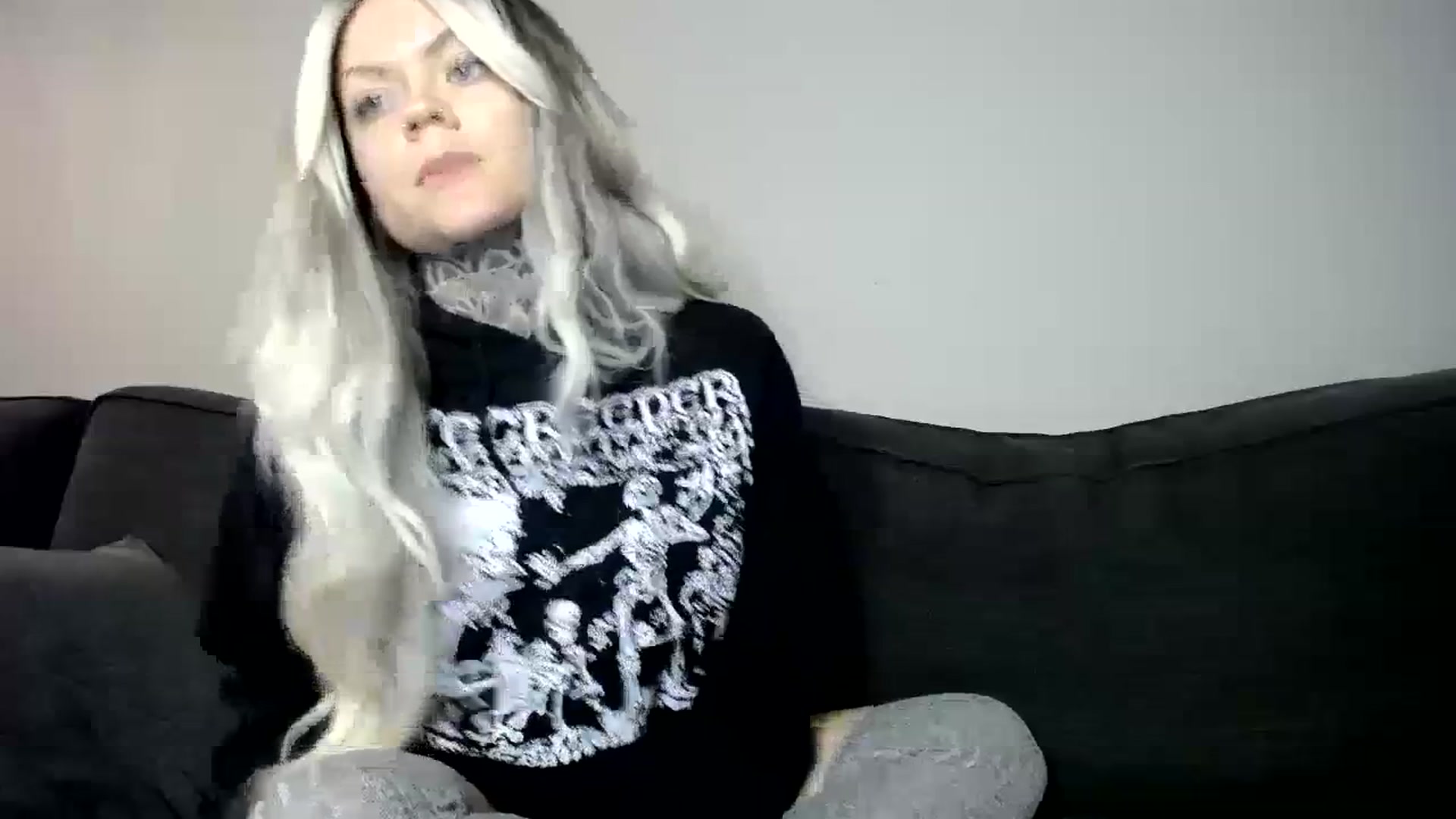 Gallery image thumbnail from ViVerdure's myfreecams stream on, 03/17/2024, 14:45 image 8 of 20