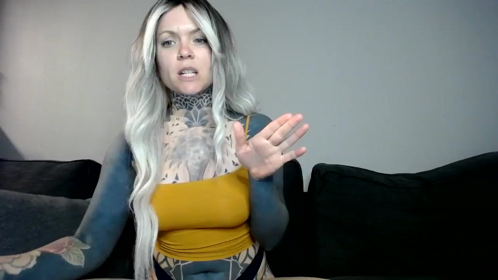 Gallery image thumbnail from ViVerdure's myfreecams stream on, 03/23/2024, 14:05 image 17 of 20