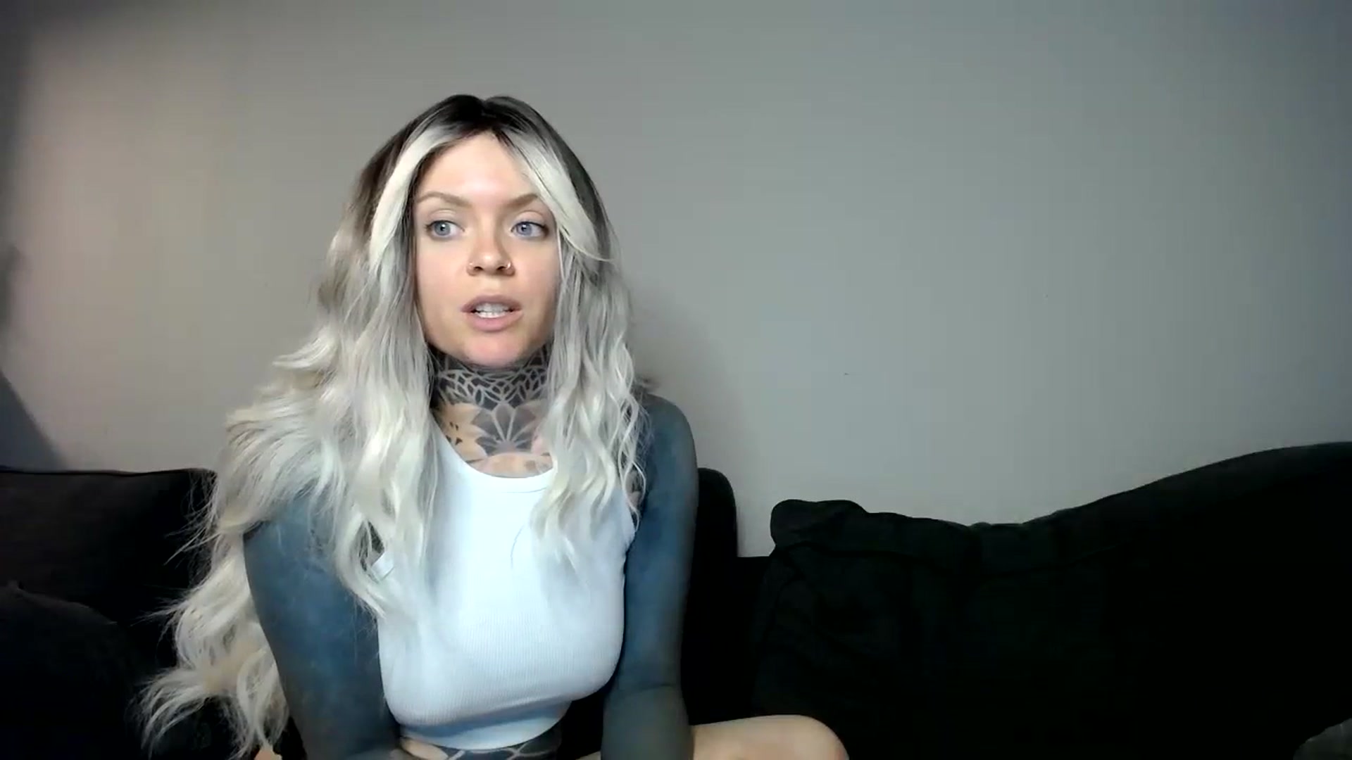 Gallery image thumbnail from ViVerdure's myfreecams stream on, 03/24/2024, 14:33 image 6 of 20