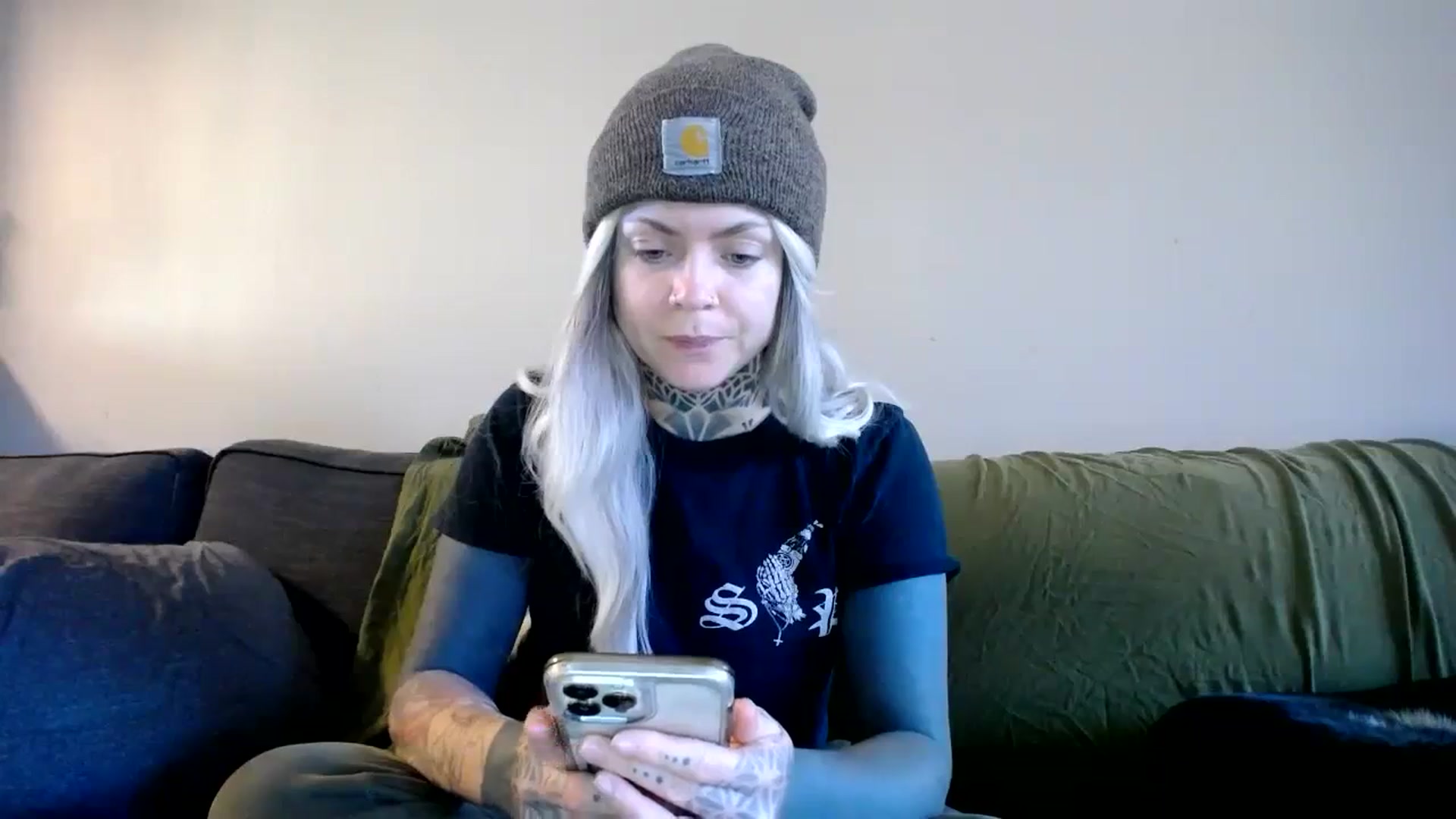 Gallery image thumbnail from ViVerdure's myfreecams stream on, 03/30/2024, 15:43 image 7 of 20