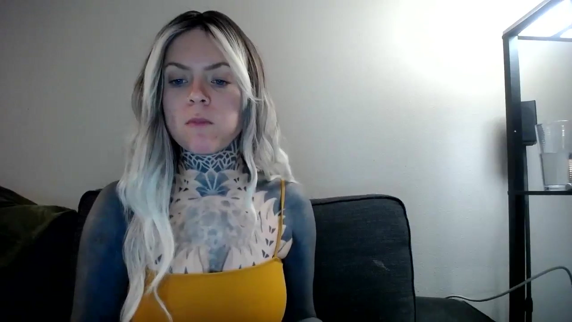 Gallery image thumbnail from ViVerdure's myfreecams stream on, 03/31/2024, 14:10 image 19 of 20