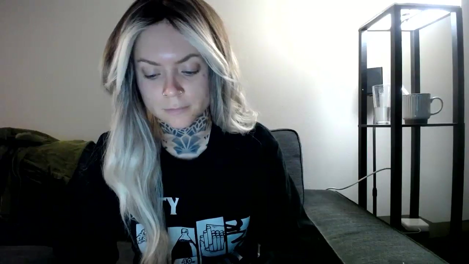 Gallery image thumbnail from ViVerdure's myfreecams stream on, 03/31/2024, 14:10 image 7 of 20