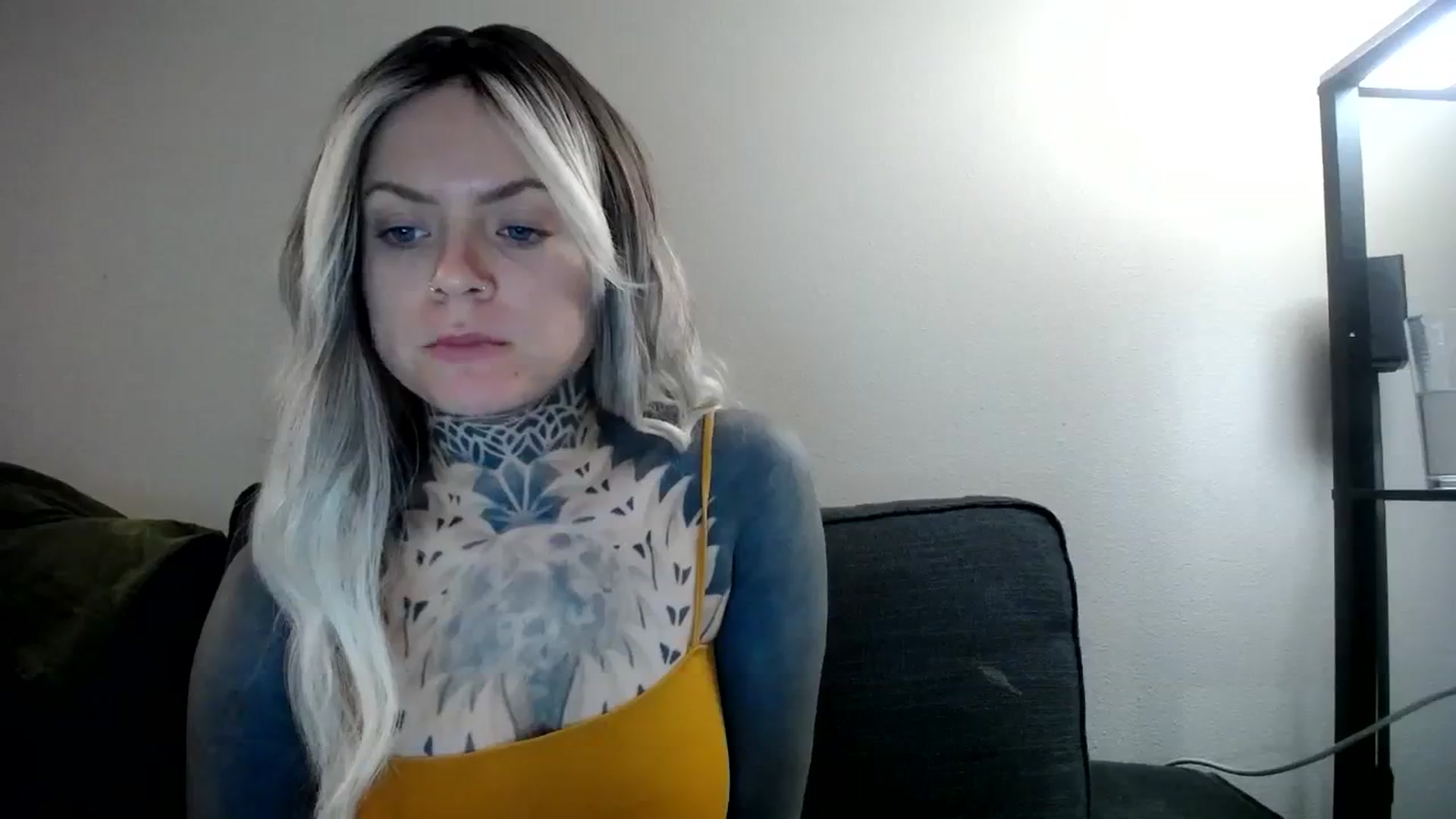 Gallery image thumbnail from ViVerdure's myfreecams stream on, 03/31/2024, 14:10 image 18 of 20