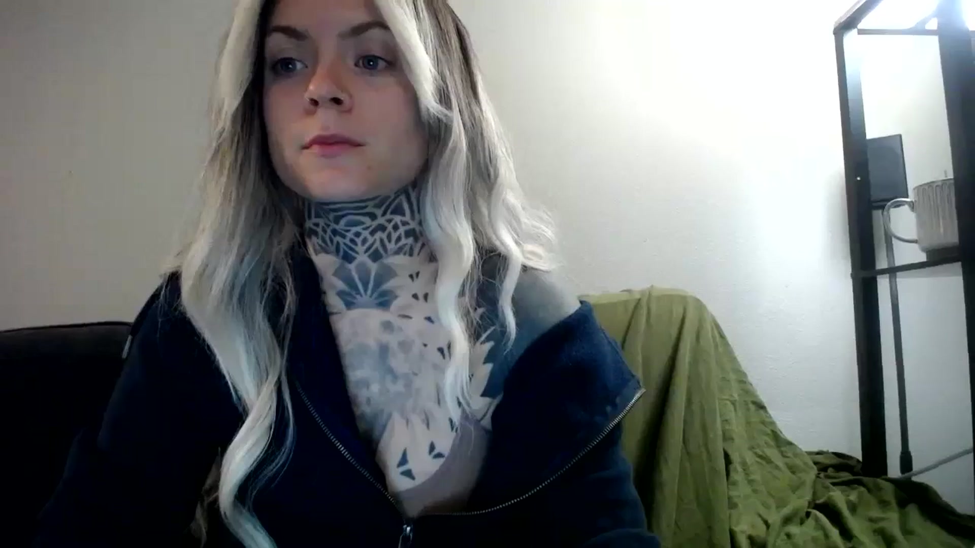 Gallery image thumbnail from ViVerdure's myfreecams stream on, 04/06/2024, 13:36 image 3 of 20