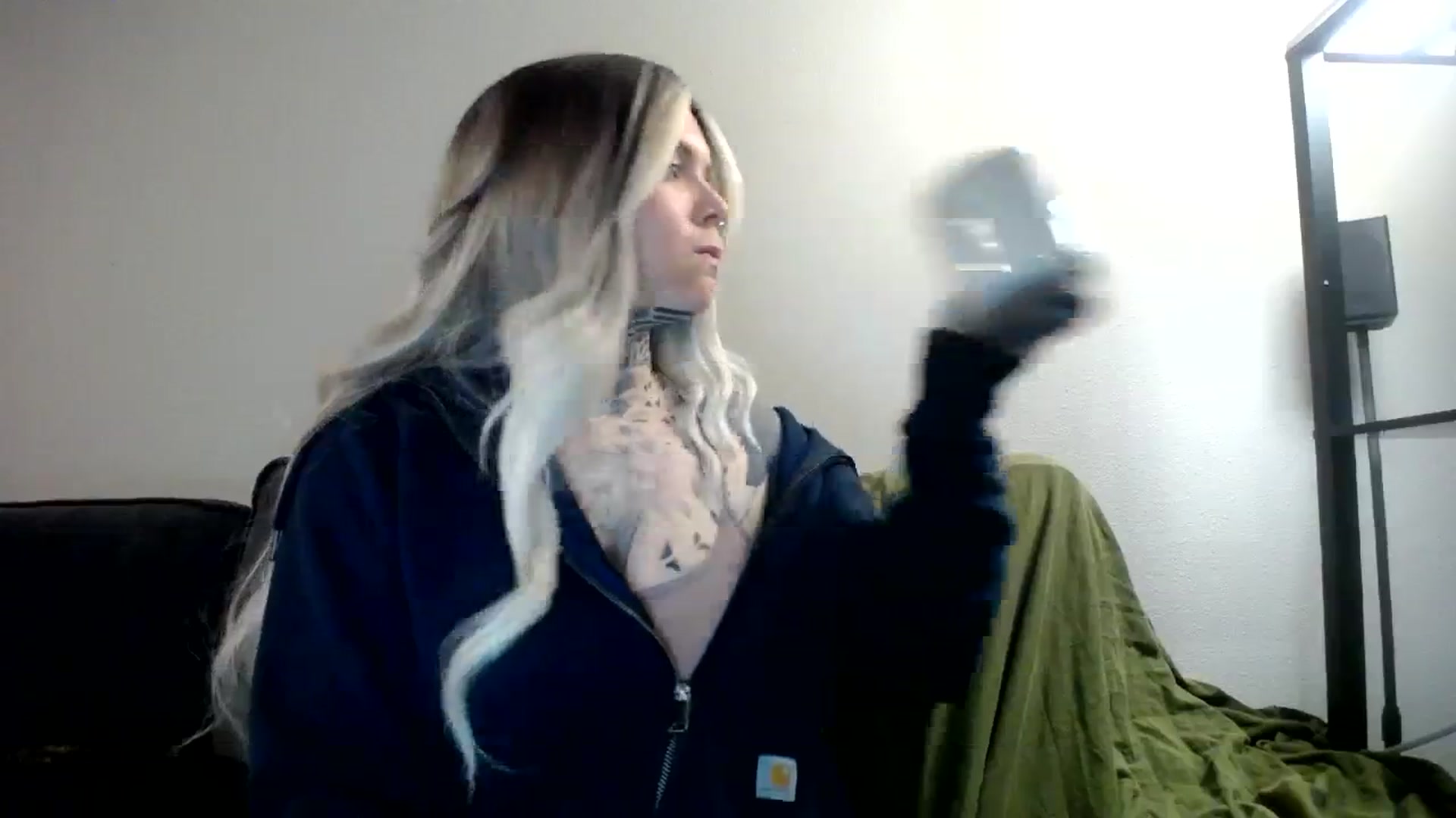 Gallery image thumbnail from ViVerdure's myfreecams stream on, 04/06/2024, 13:36 image 18 of 20