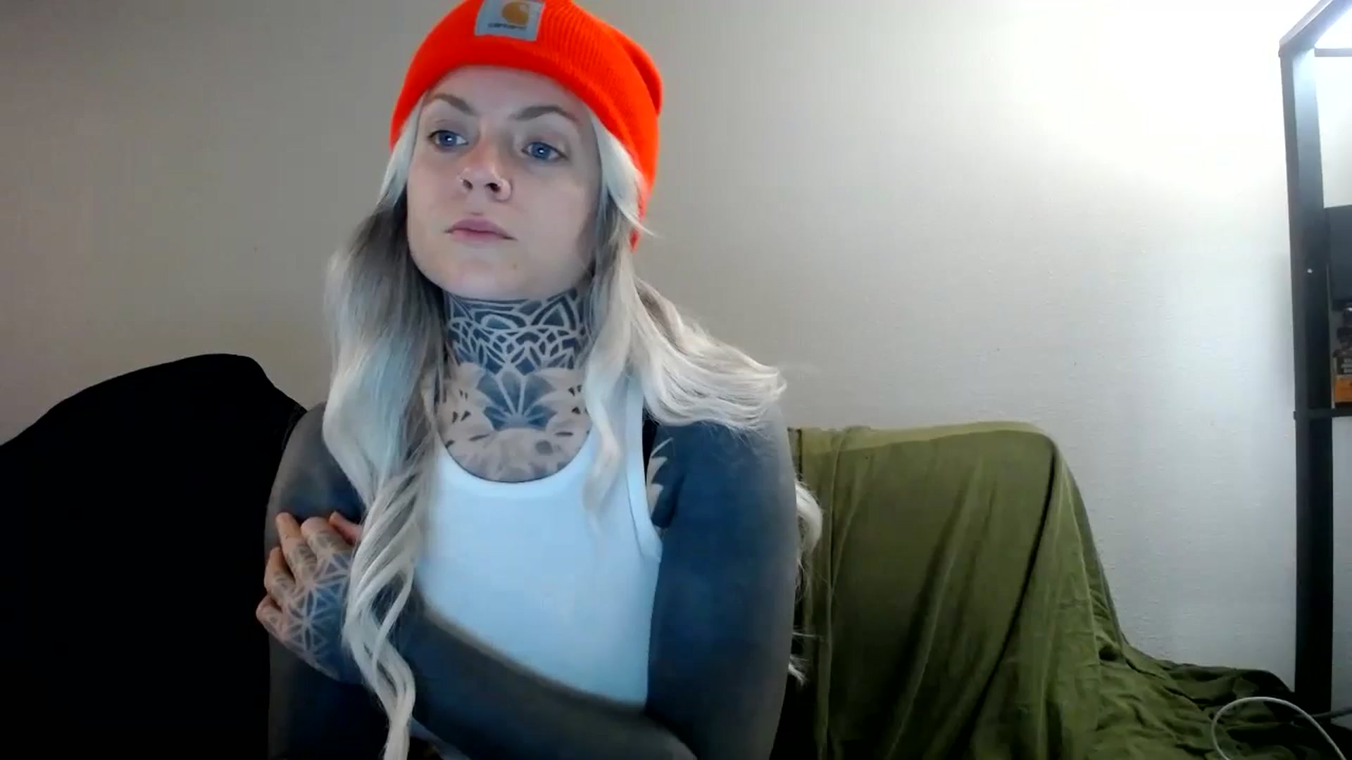 Gallery image thumbnail from ViVerdure's myfreecams stream on, 04/07/2024, 13:50 image 1 of 20