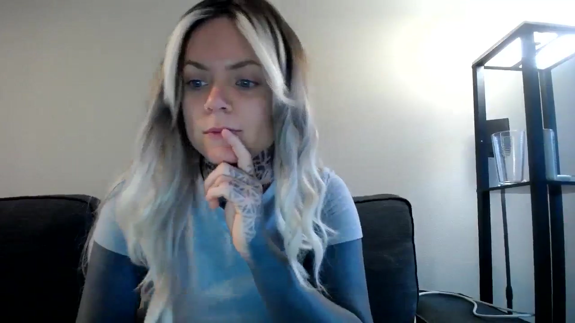 Gallery image thumbnail from ViVerdure's myfreecams stream on, 04/13/2024, 15:32 image 13 of 20