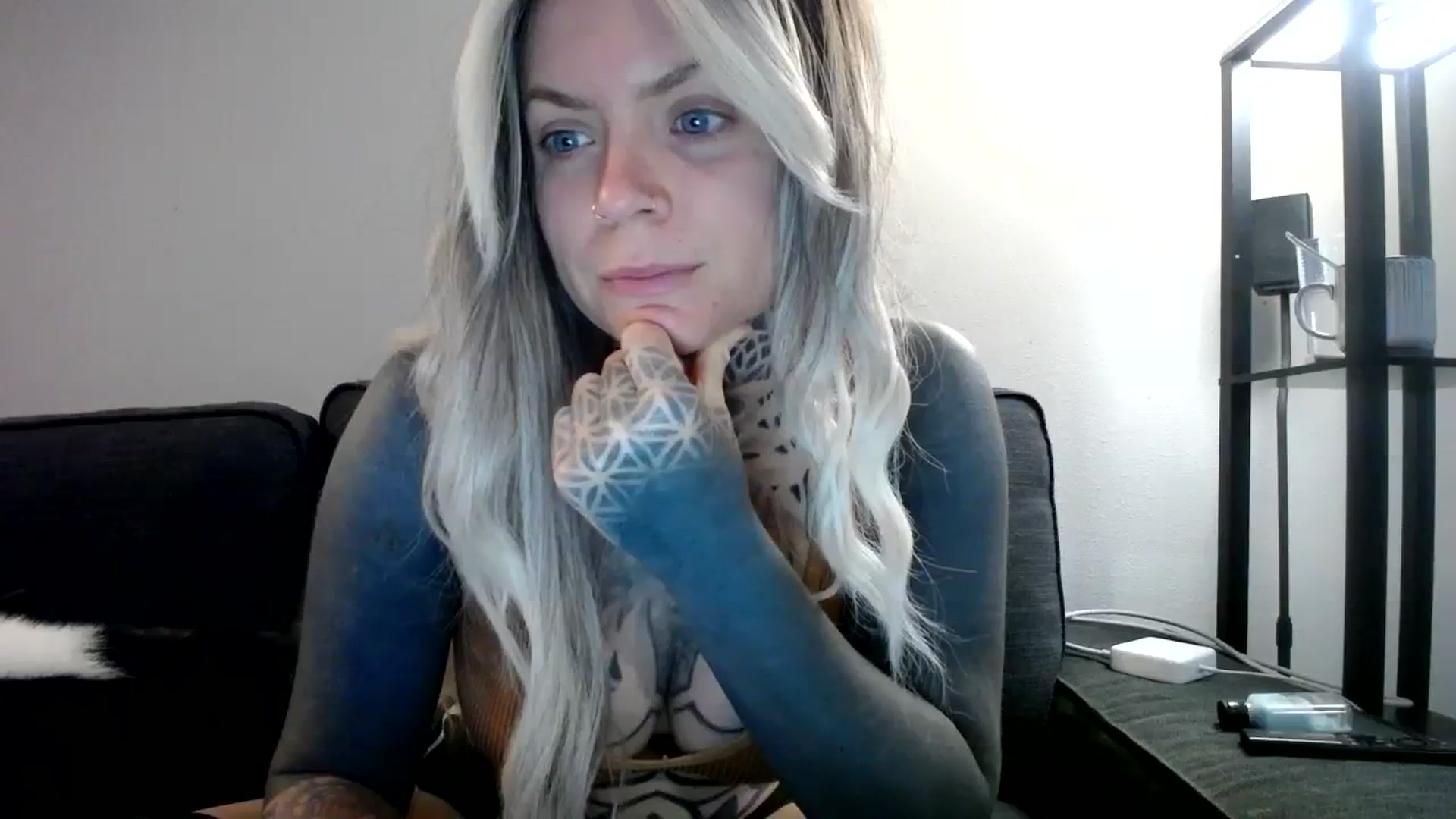 Gallery image thumbnail from ViVerdure's myfreecams stream on, 04/14/2024, 15:01 image 20 of 20