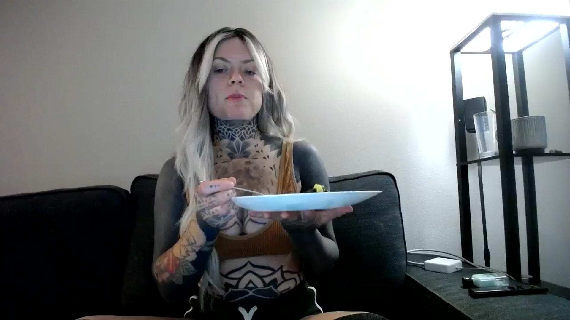 Gallery image thumbnail from ViVerdure's myfreecams stream on, 04/14/2024, 15:01 image 7 of 20
