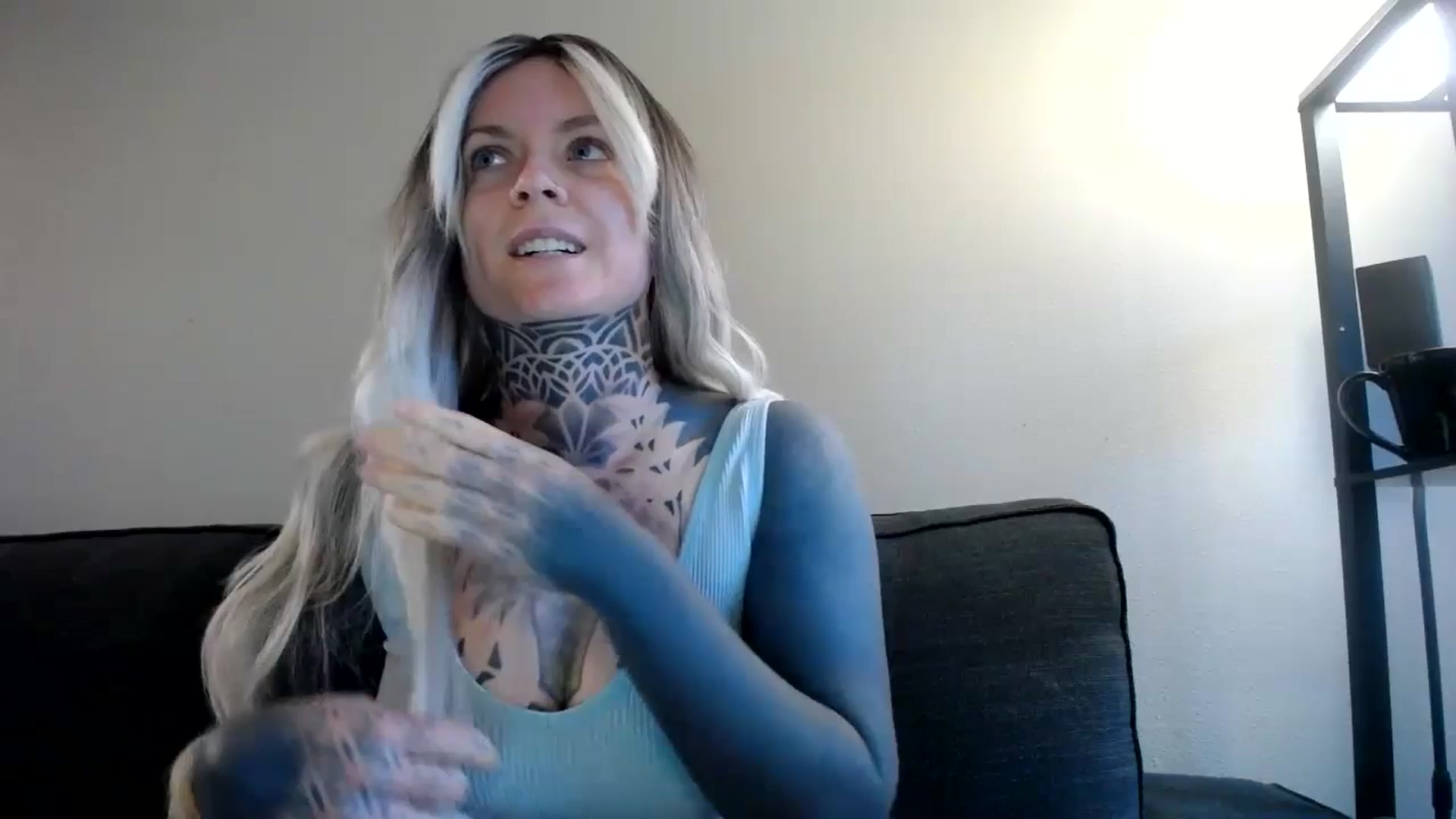 Gallery image thumbnail from ViVerdure's myfreecams stream on, 04/21/2024, 16:32 image 3 of 20