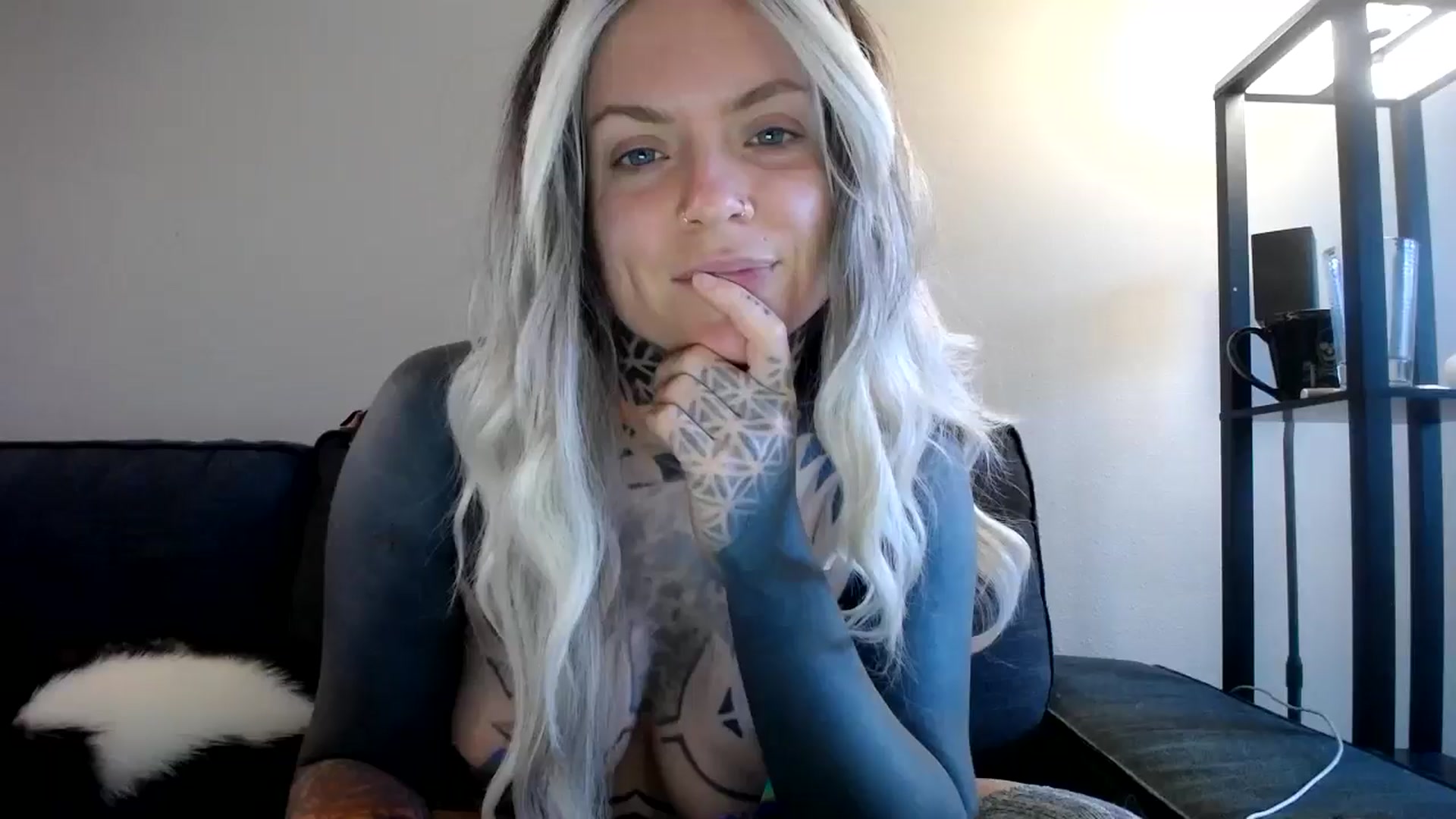 Gallery image thumbnail from ViVerdure's myfreecams stream on, 04/21/2024, 16:32 image 20 of 20