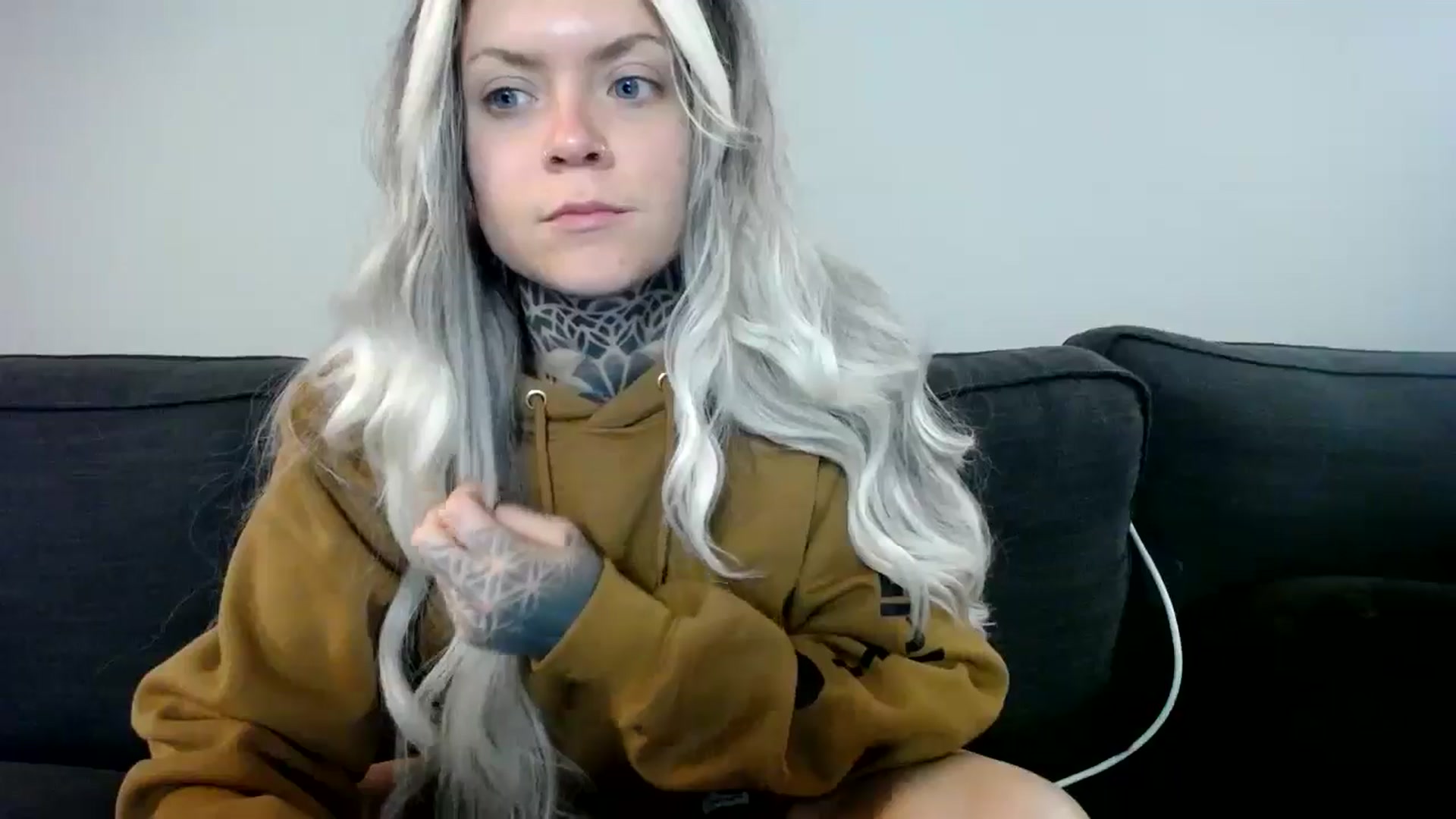 Gallery image thumbnail from ViVerdure's myfreecams stream on, 04/27/2024, 13:03 image 17 of 20