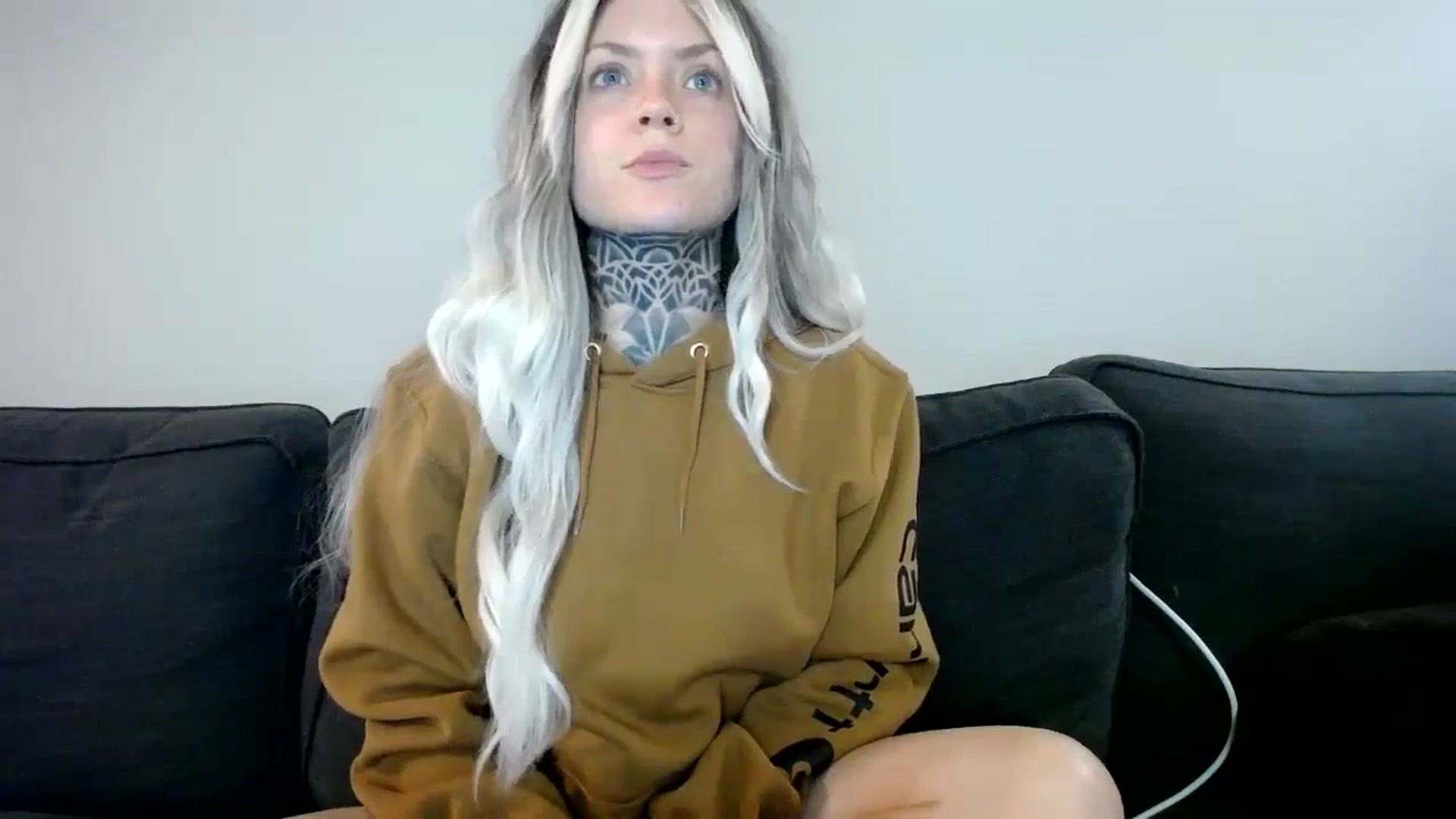 Gallery image thumbnail from ViVerdure's myfreecams stream on, 04/27/2024, 13:21 image 9 of 20