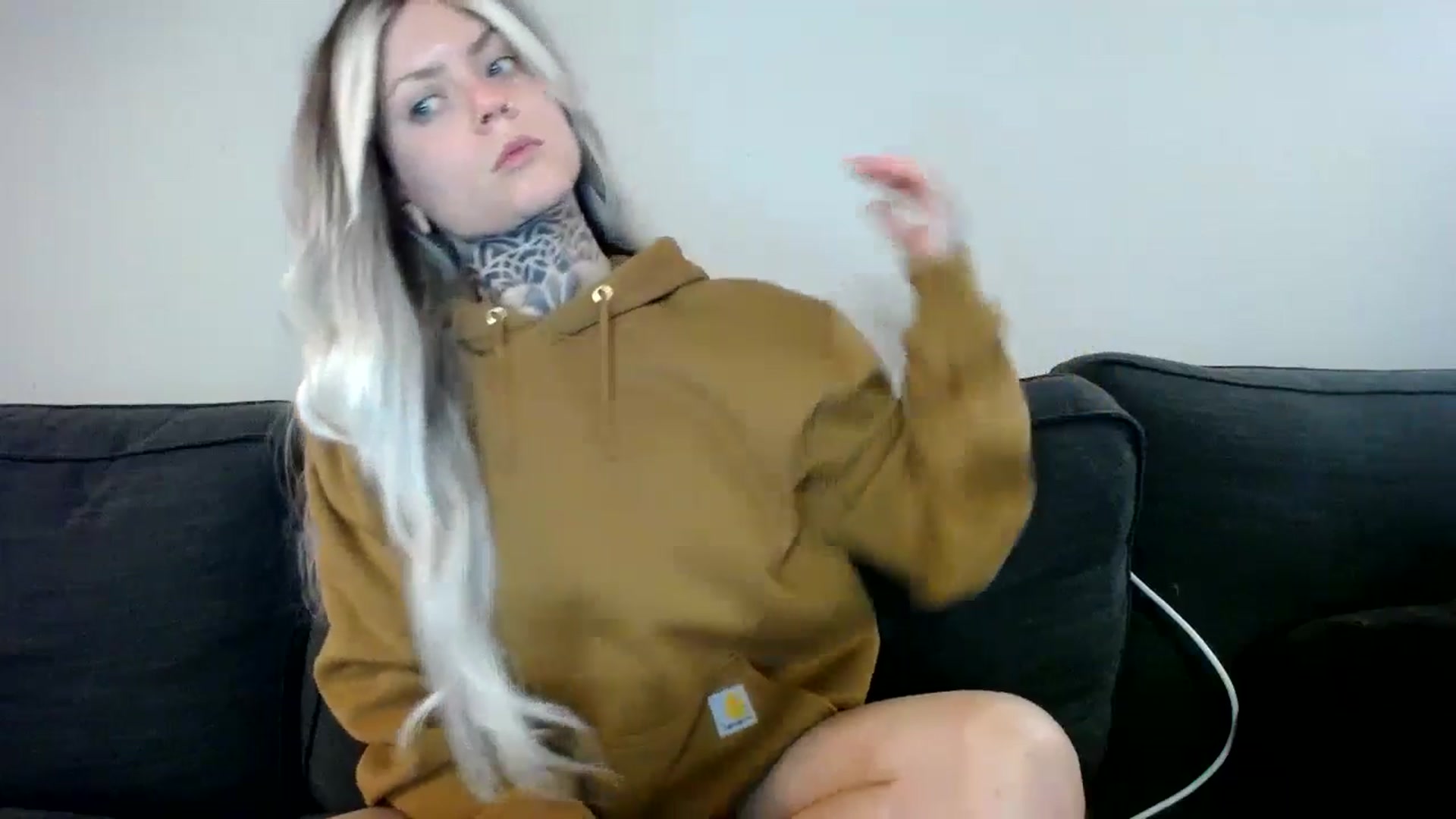 Gallery image thumbnail from ViVerdure's myfreecams stream on, 04/27/2024, 13:21 image 6 of 20