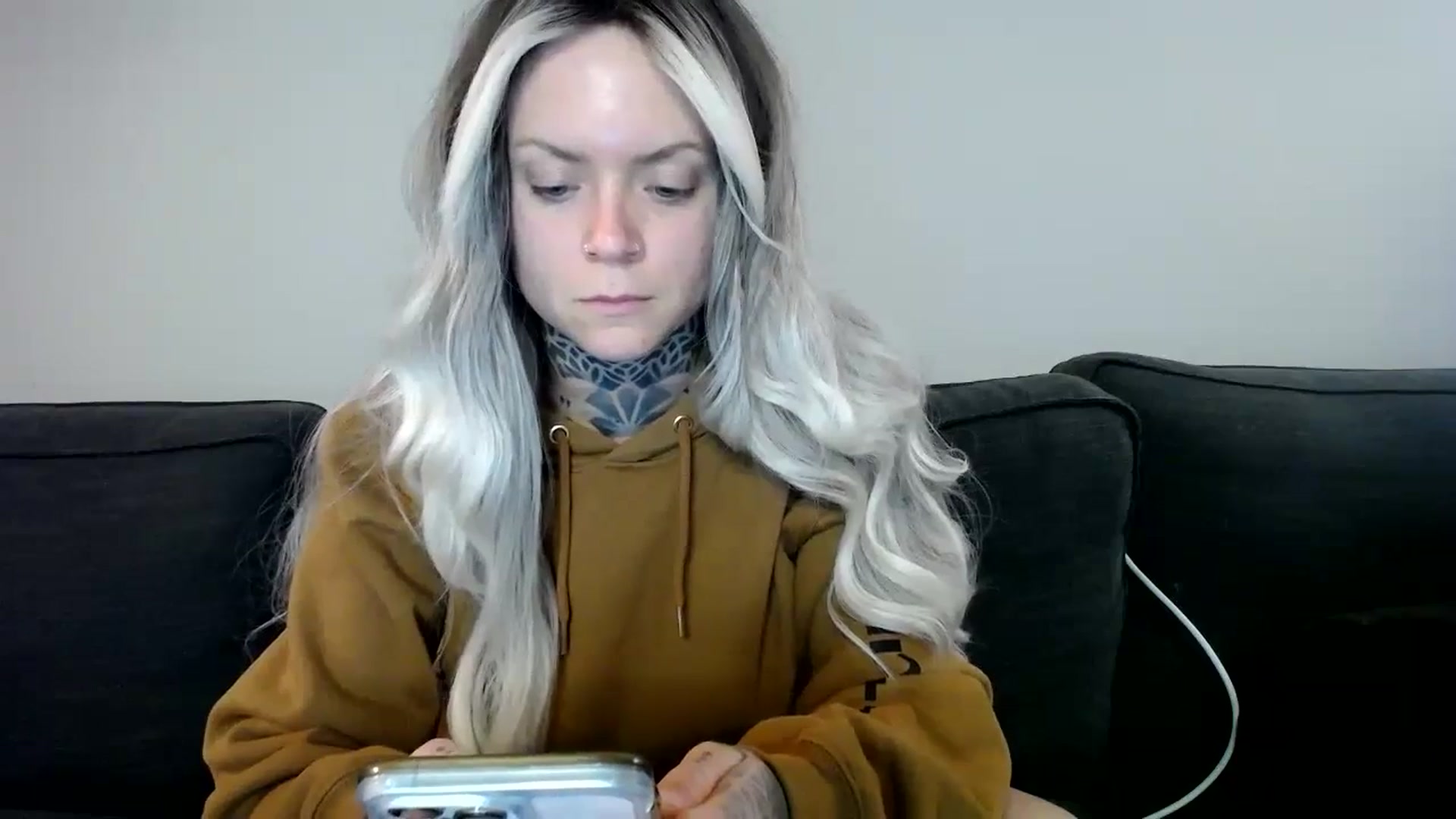 Gallery image thumbnail from ViVerdure's myfreecams stream on, 04/27/2024, 13:21 image 2 of 20