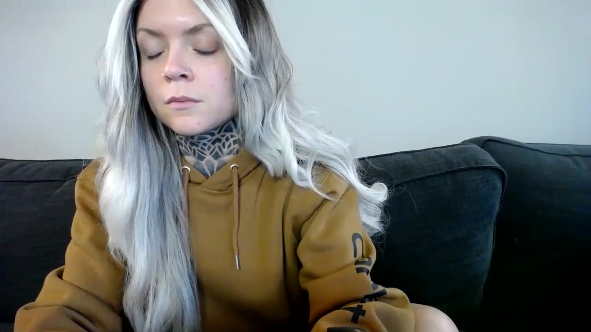 Gallery image thumbnail from ViVerdure's myfreecams stream on, 04/27/2024, 15:14 image 5 of 20