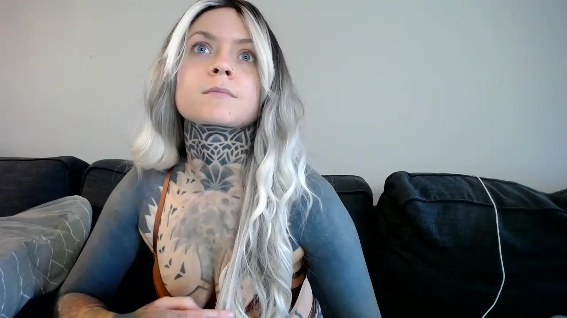Gallery image thumbnail from ViVerdure's myfreecams stream on, 04/28/2024, 16:21 image 5 of 20