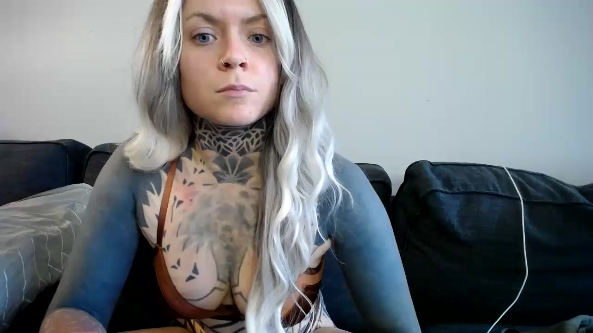 Gallery image thumbnail from ViVerdure's myfreecams stream on, 04/28/2024, 16:21 image 19 of 20