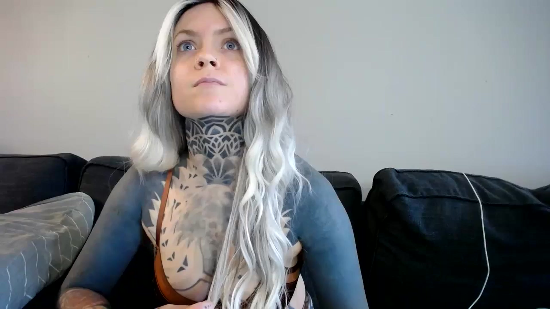 Gallery image thumbnail from ViVerdure's myfreecams stream on, 04/28/2024, 16:21 image 8 of 20
