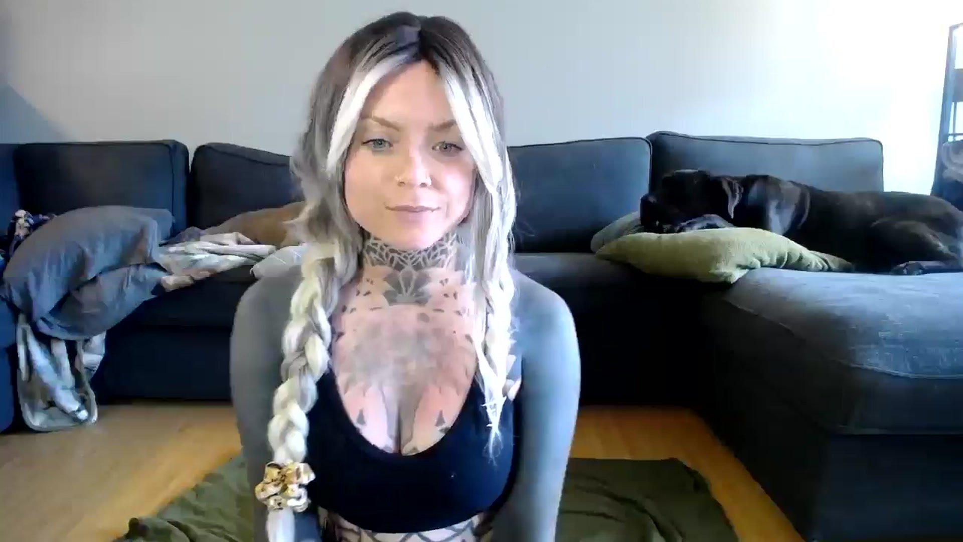 Gallery image thumbnail from ViVerdure's myfreecams stream on, 06/27/2024, 19:03 image 20 of 20