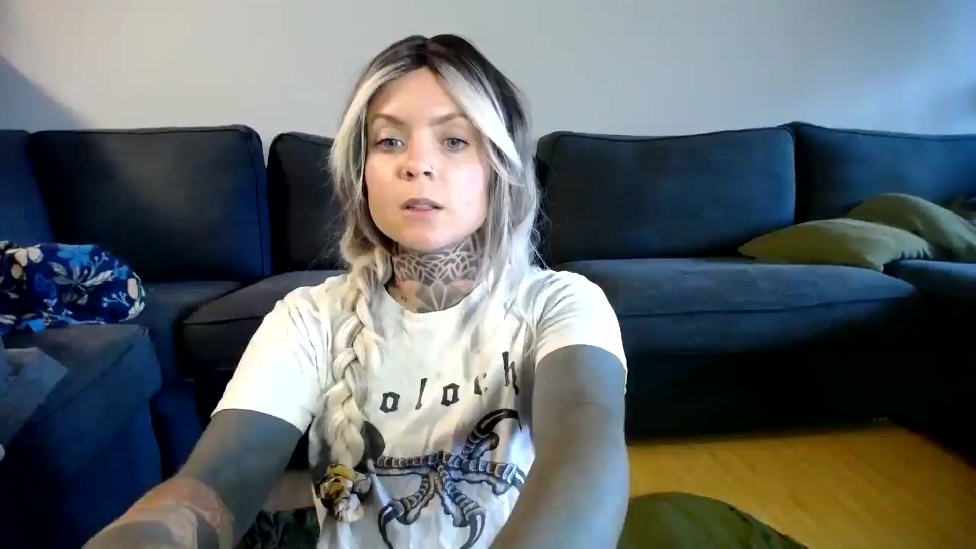 Gallery image thumbnail from ViVerdure's myfreecams stream on, 06/30/2024, 05:03 image 1 of 20
