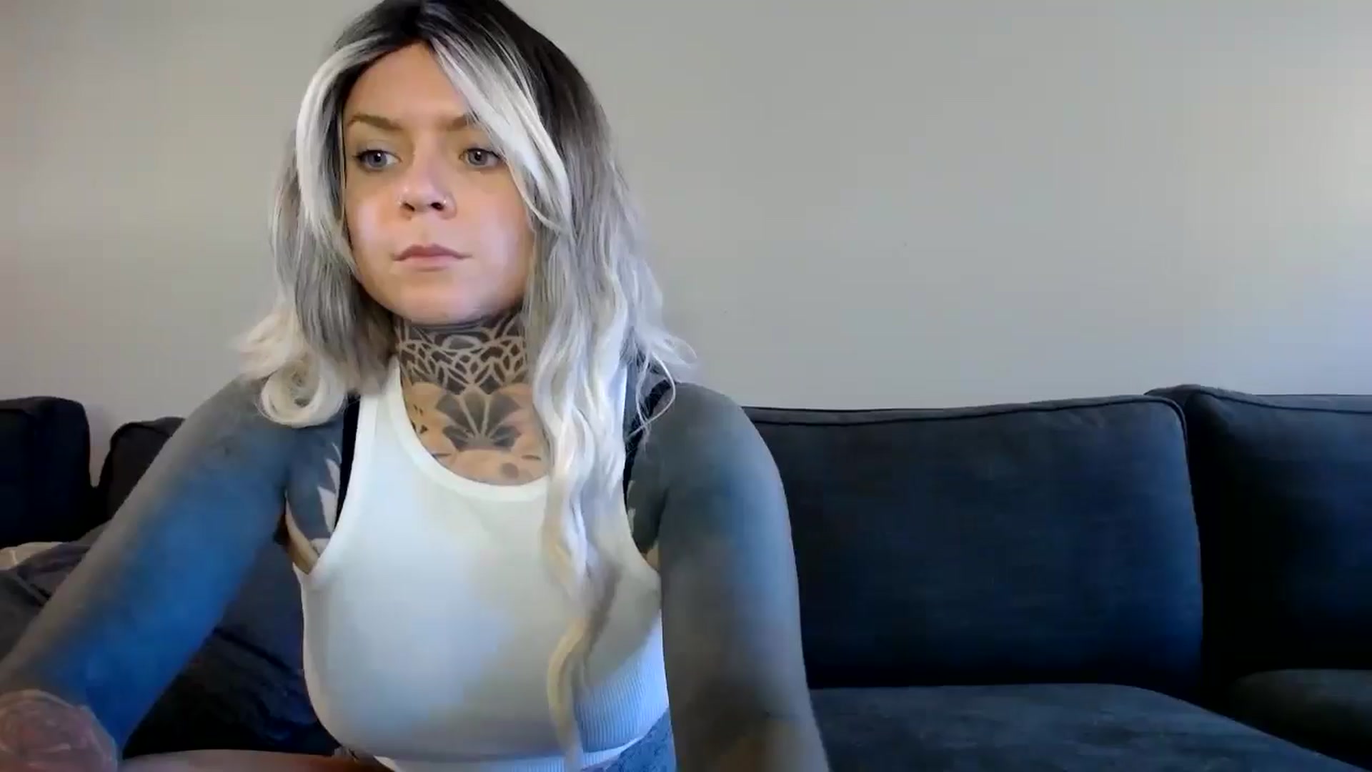 Gallery image thumbnail from ViVerdure's myfreecams stream on, 07/12/2024, 17:08 image 18 of 20