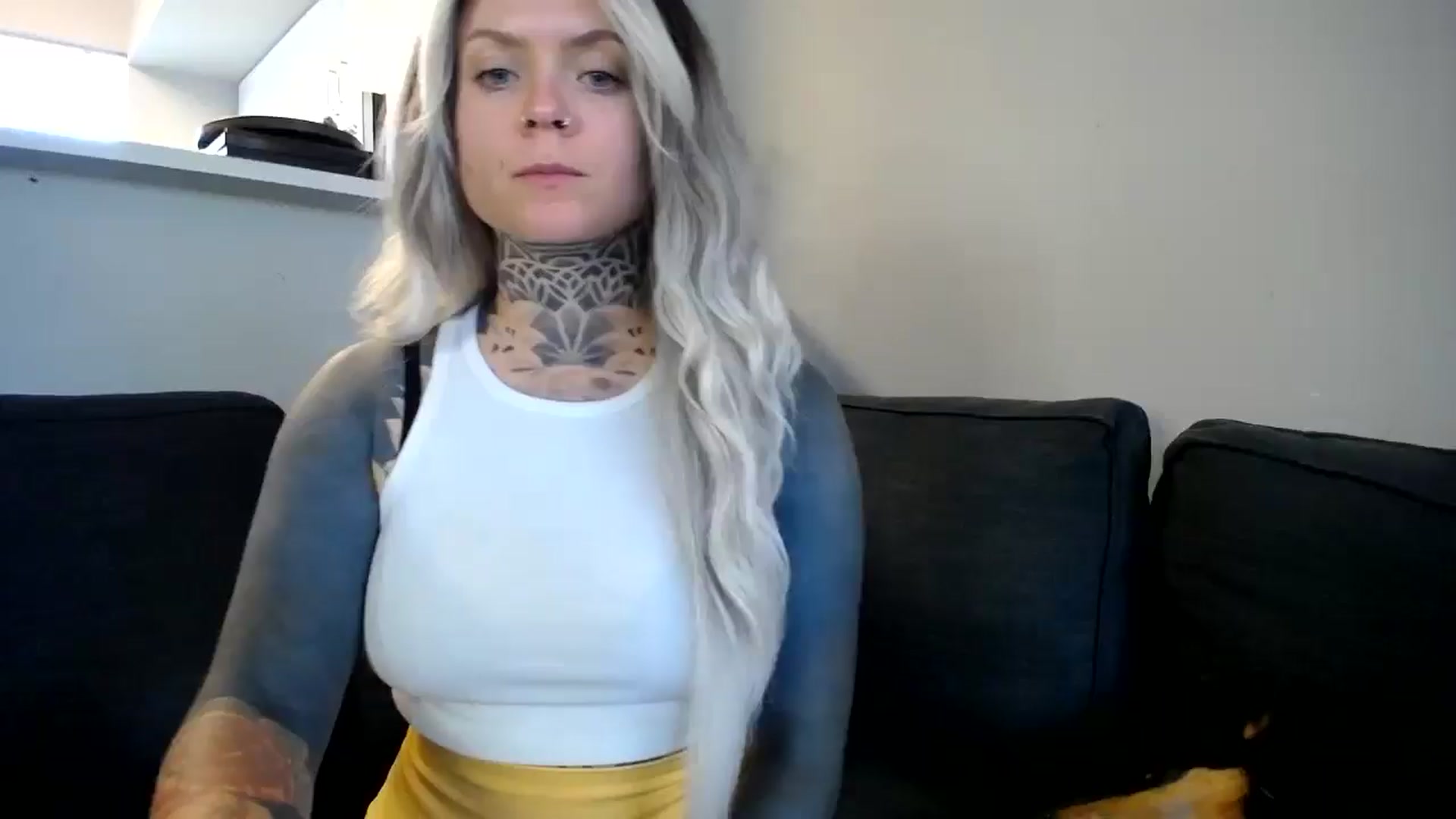 Gallery image thumbnail from ViVerdure's myfreecams stream on, 08/13/2024, 16:36 image 14 of 20