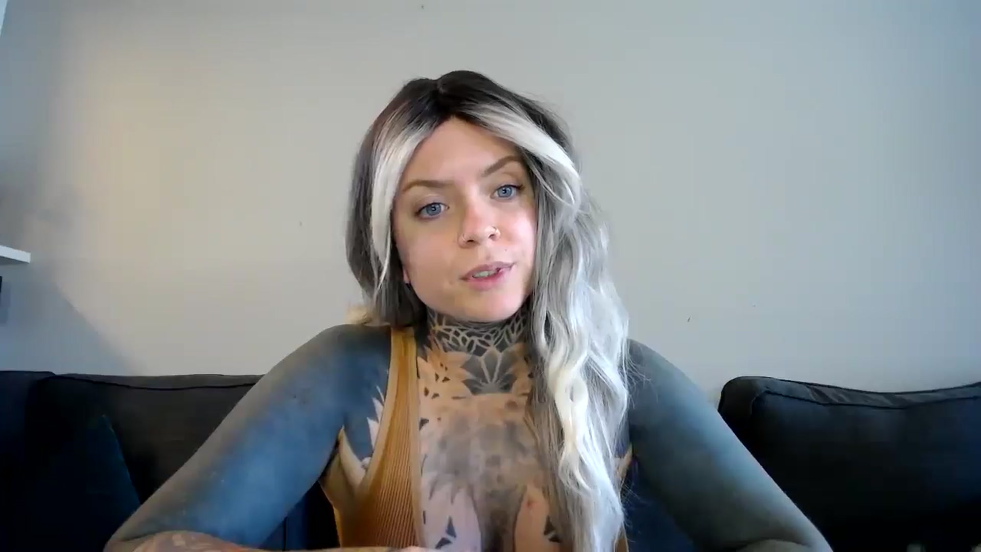 Gallery image thumbnail from ViVerdure's myfreecams stream on, 08/20/2024, 19:04 image 16 of 20