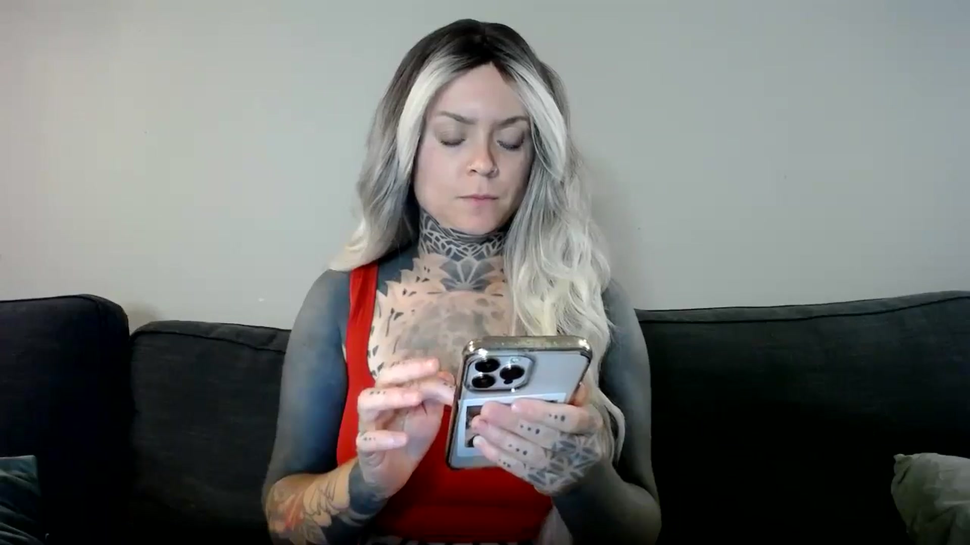 Gallery image thumbnail from ViVerdure's myfreecams stream on, 09/10/2024, 04:06 image 13 of 20