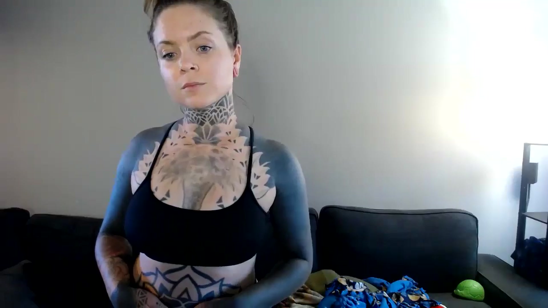 Gallery image thumbnail from ViVerdure's myfreecams stream on, 09/21/2024, 24:08 image 9 of 20