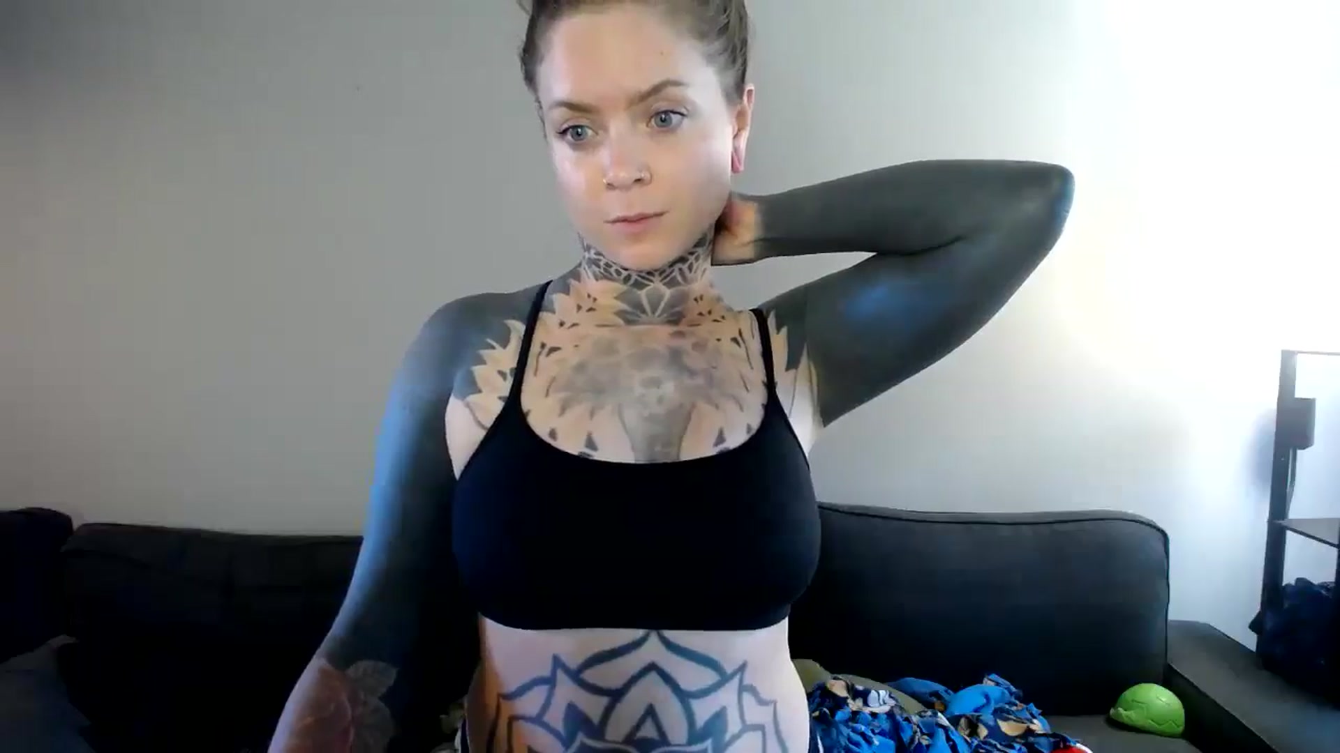Gallery image thumbnail from ViVerdure's myfreecams stream on, 09/21/2024, 24:08 image 10 of 20