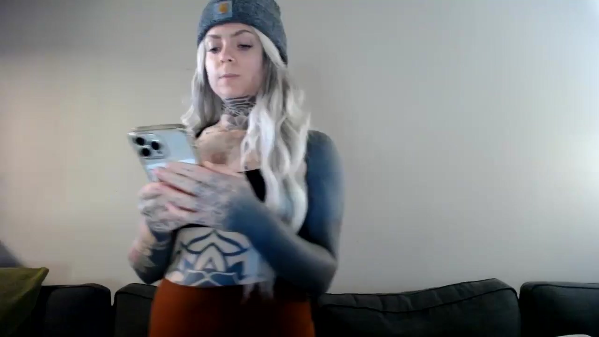 Gallery image thumbnail from ViVerdure's myfreecams stream on, 09/25/2024, 16:29 image 1 of 20