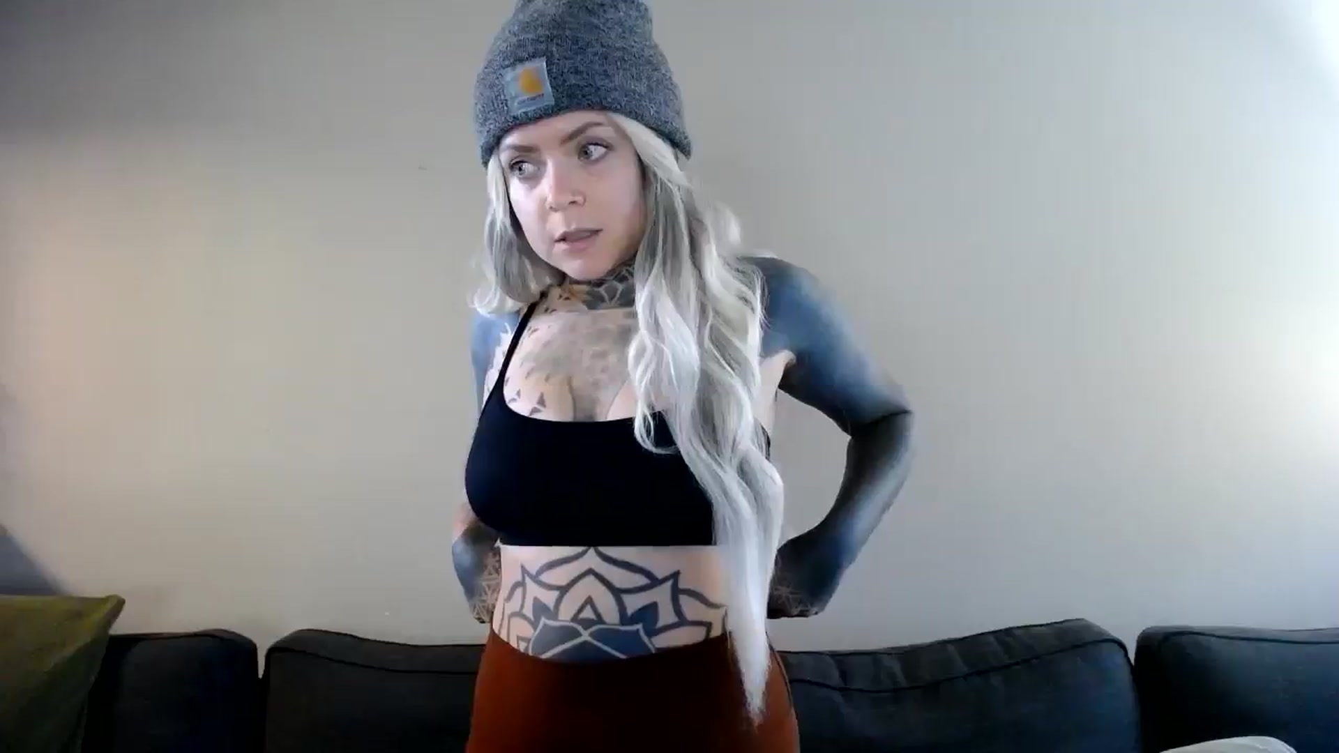 Gallery image thumbnail from ViVerdure's myfreecams stream on, 09/25/2024, 16:29 image 8 of 20