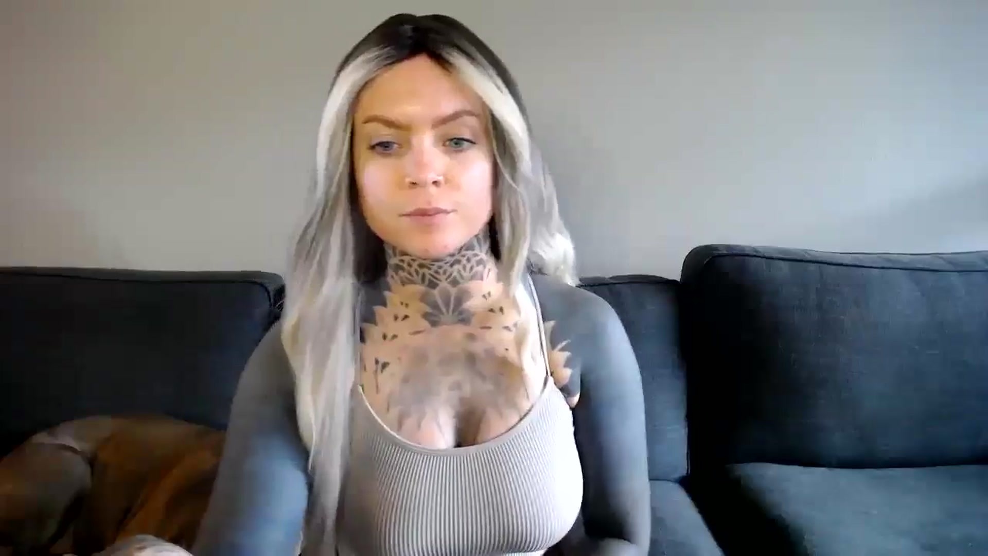 Gallery image thumbnail from ViVerdure's myfreecams stream on, 10/26/2024, 22:05 image 9 of 20