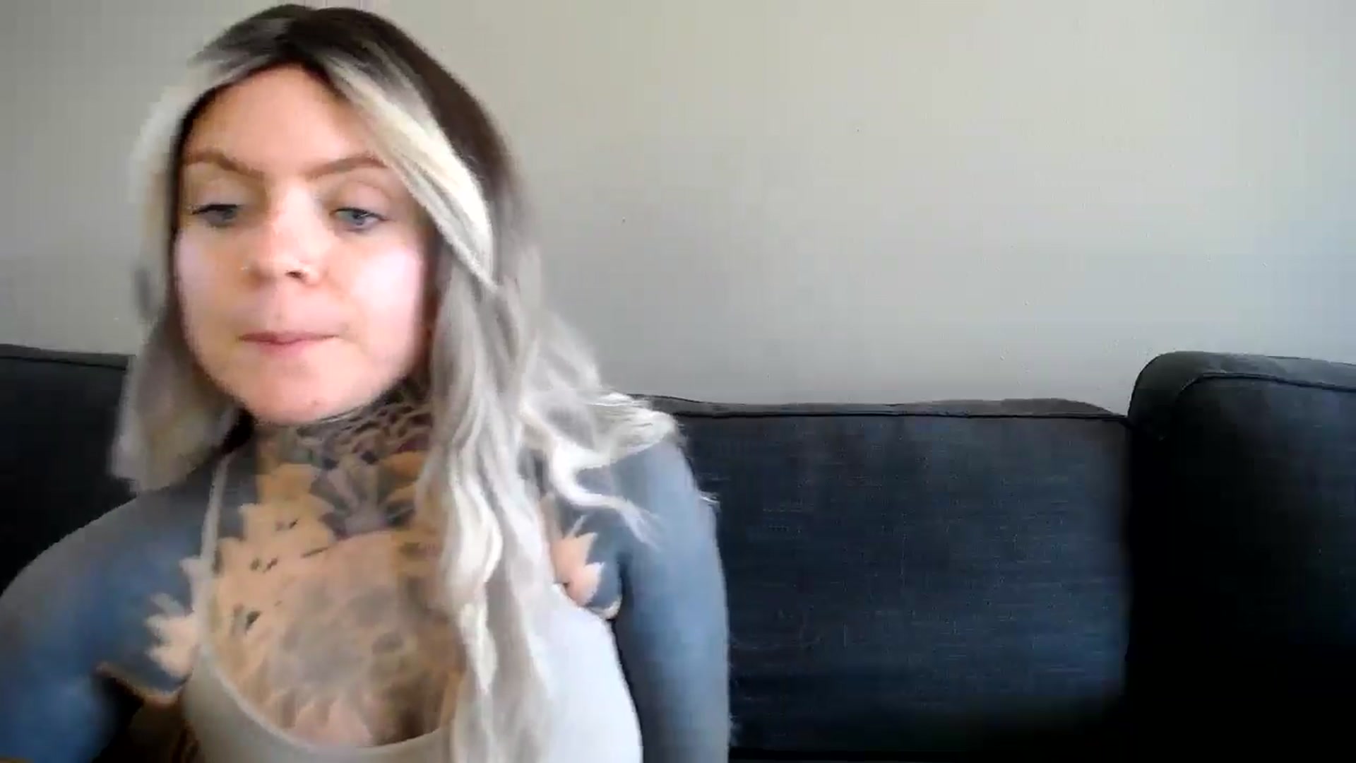 Gallery image thumbnail from ViVerdure's myfreecams stream on, 10/26/2024, 22:05 image 4 of 20