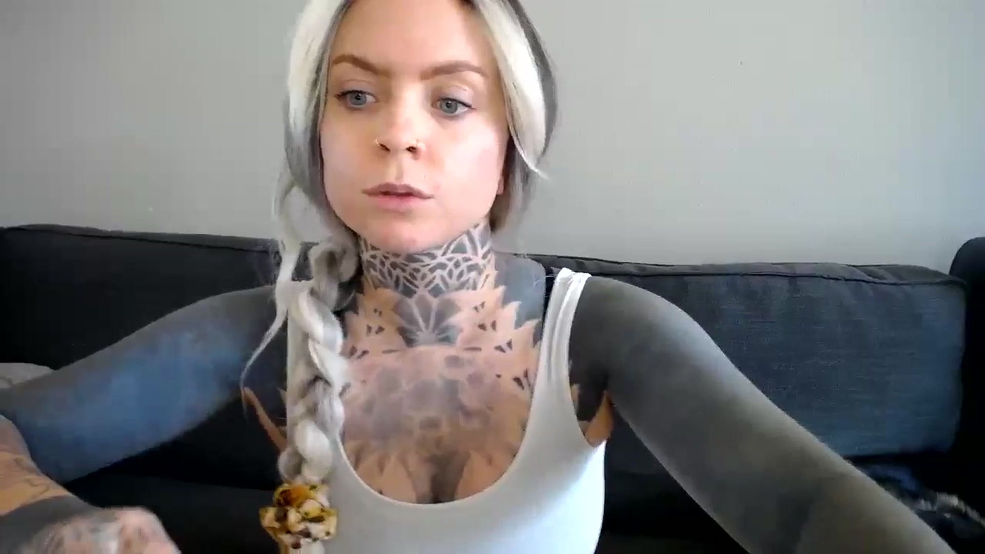 Gallery image thumbnail from ViVerdure's myfreecams stream on, 10/27/2024, 19:30 image 18 of 20